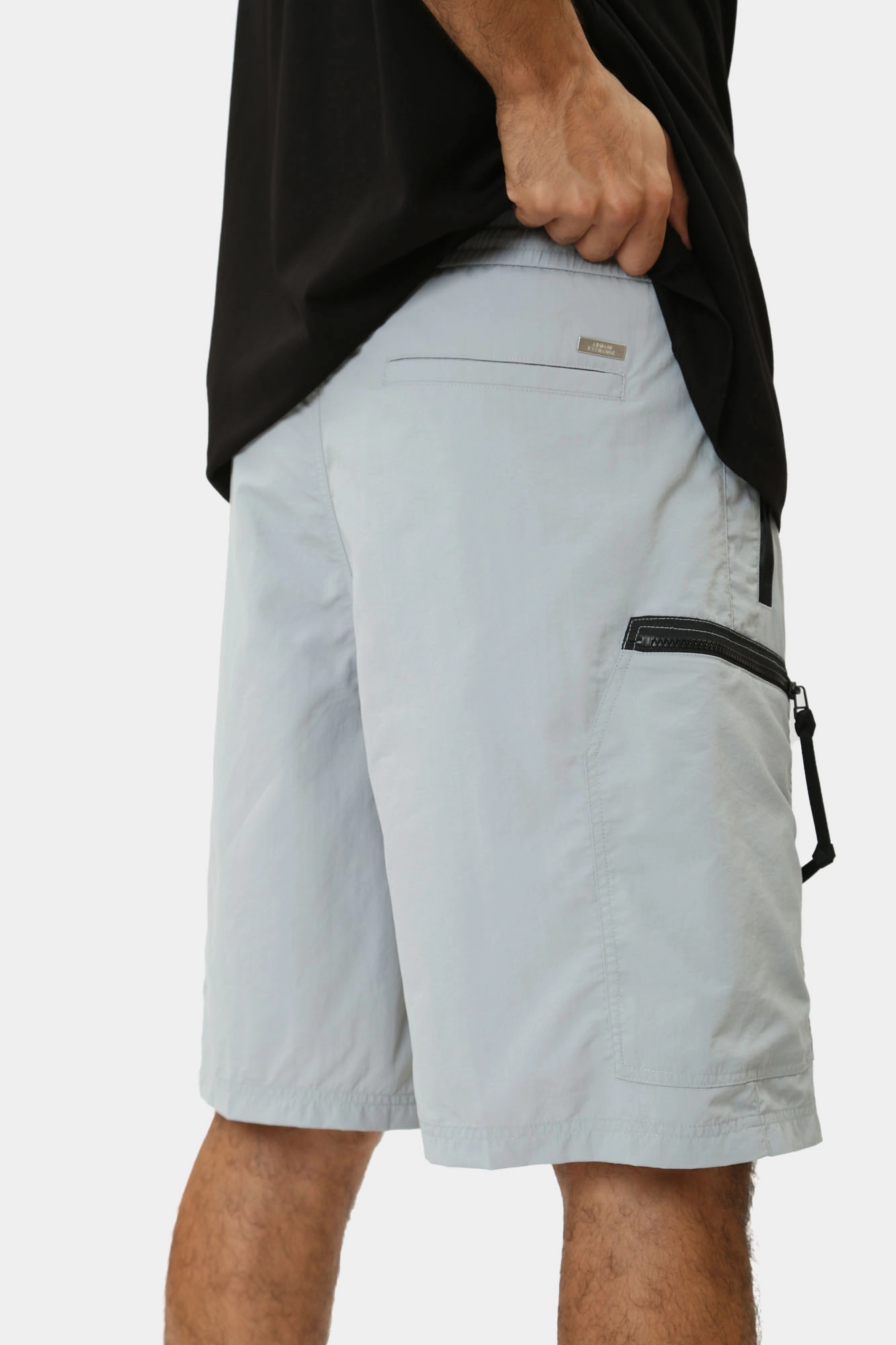 3DZS21_ZN4HZ_1947 Шорты Armani Exchange Серый