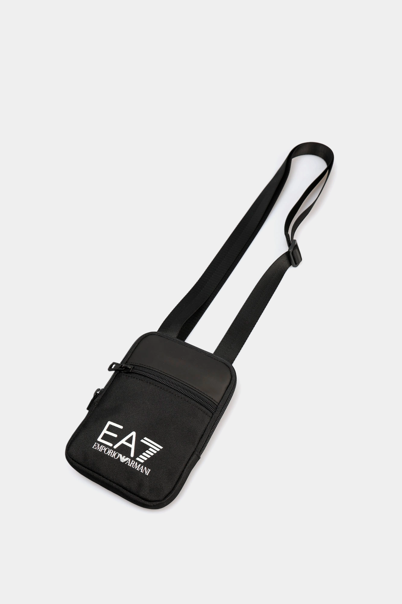 7X000391_AF19722 Сумка EA7 Черный