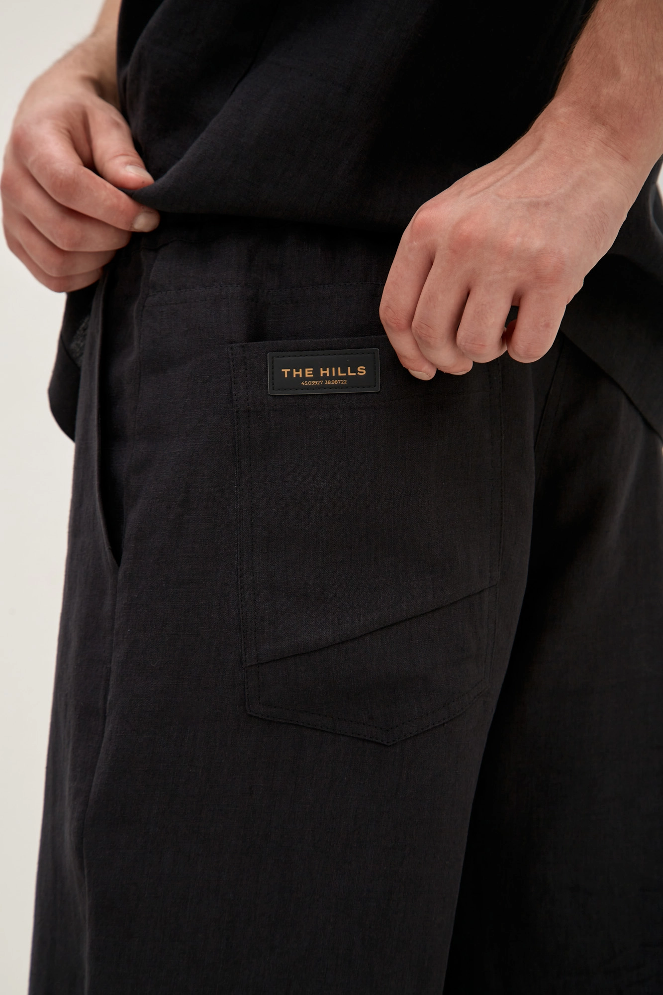 M-241-P-56-1068 Брюки The Hills Черный