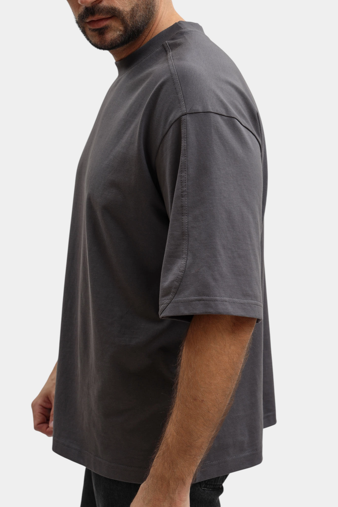 M-261-P-22-1405 Футболка The Hills Серый