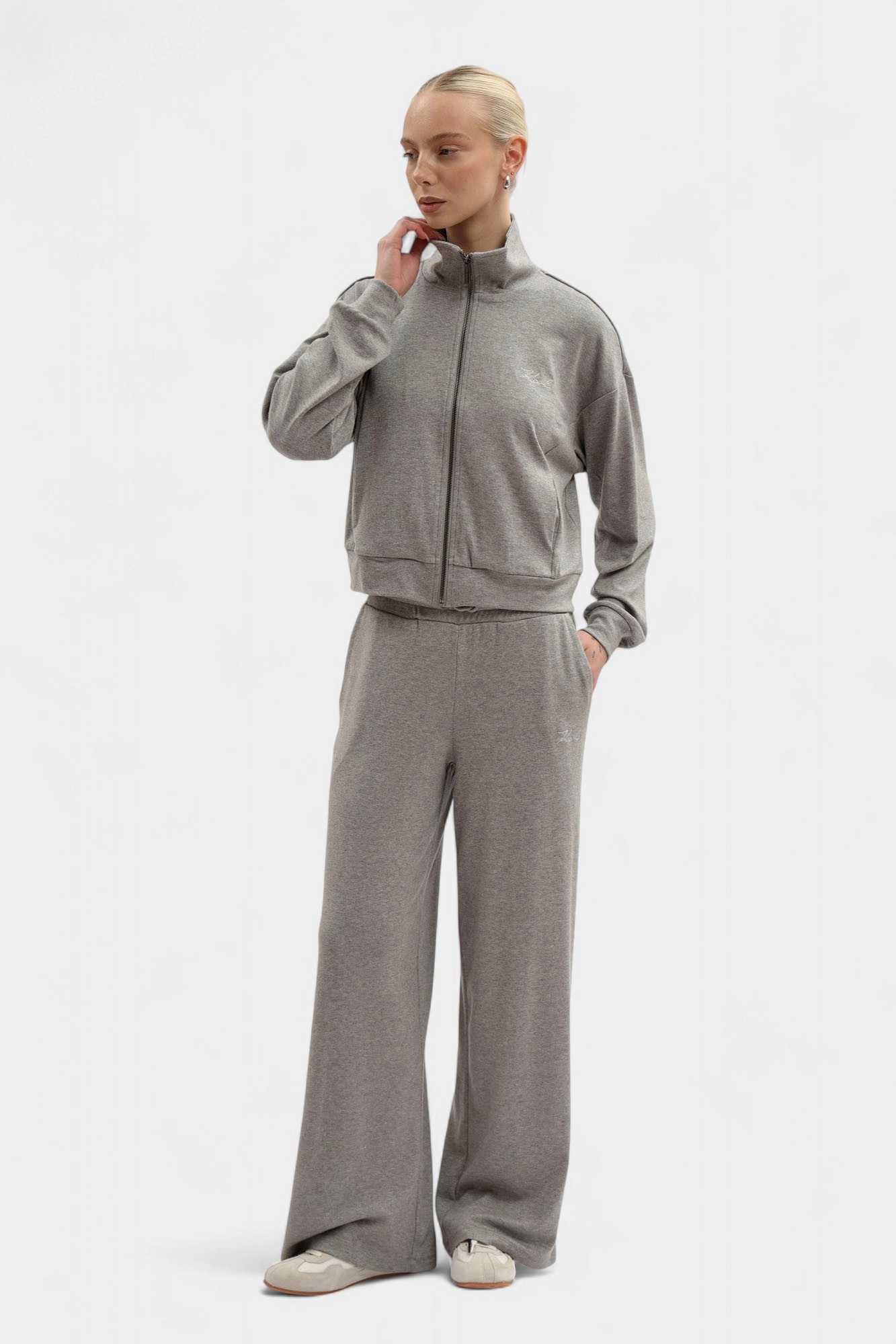 A4W44018 брюки спортивные karl lagerfeld