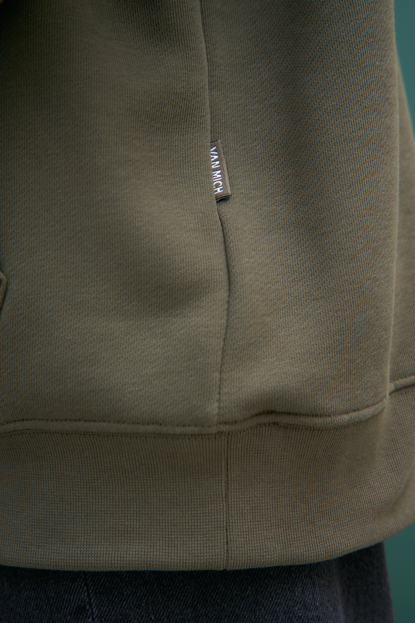 VW-232-20-335 худи van mich 