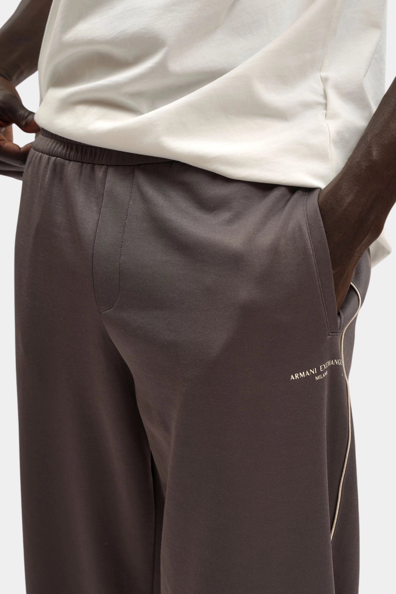 XM001414_AF16432 Футболка Armani Exchange Белый