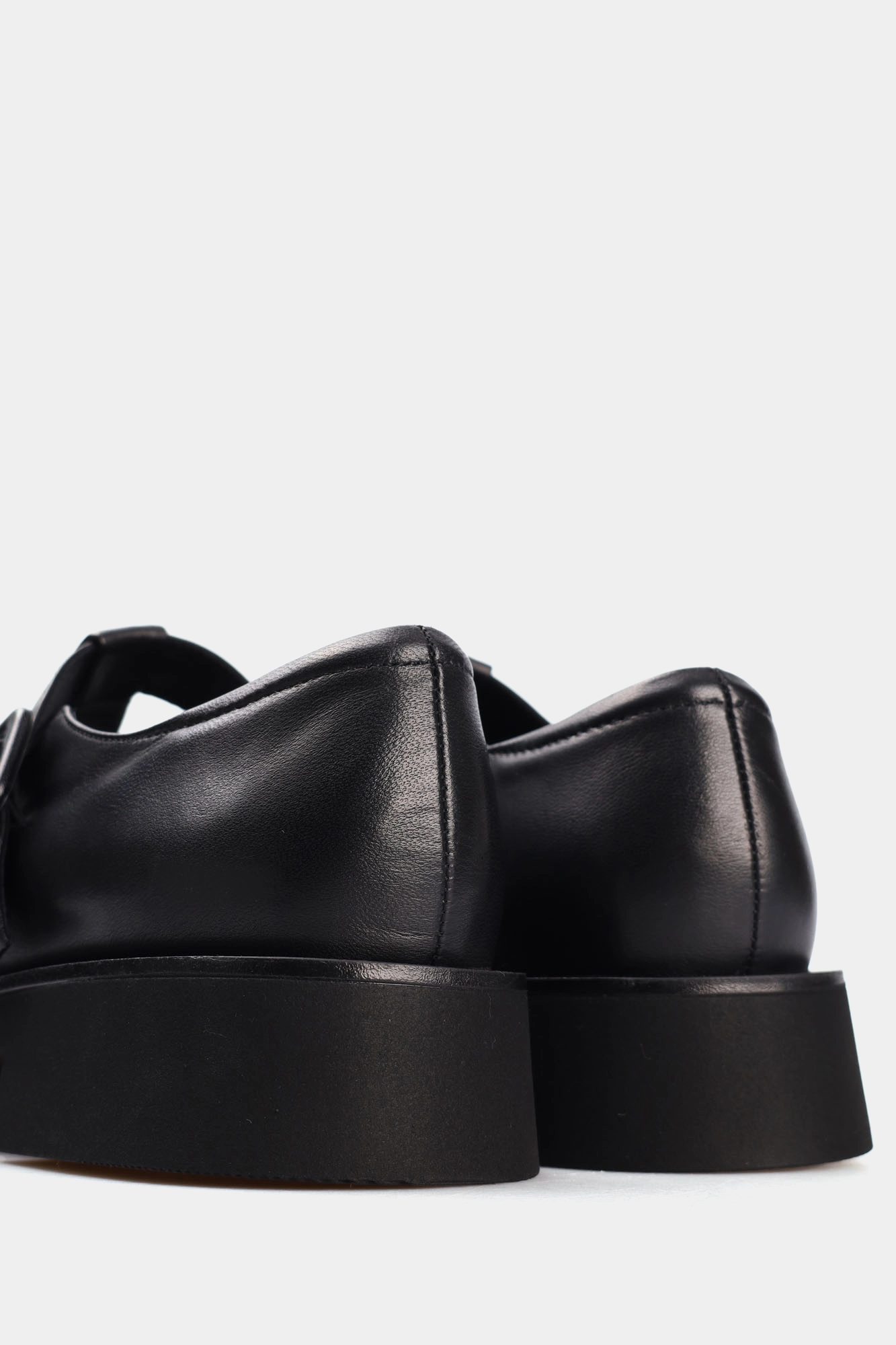 MCWY1078 Туфли Marc Cony Черный