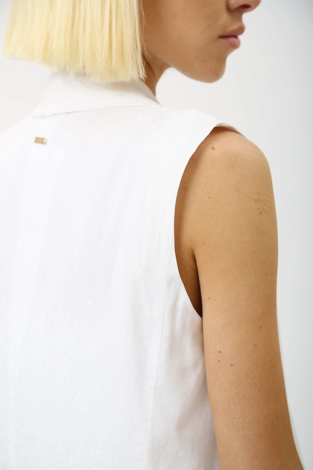 3DYQ39_YN9RZ жилет armani exchange 