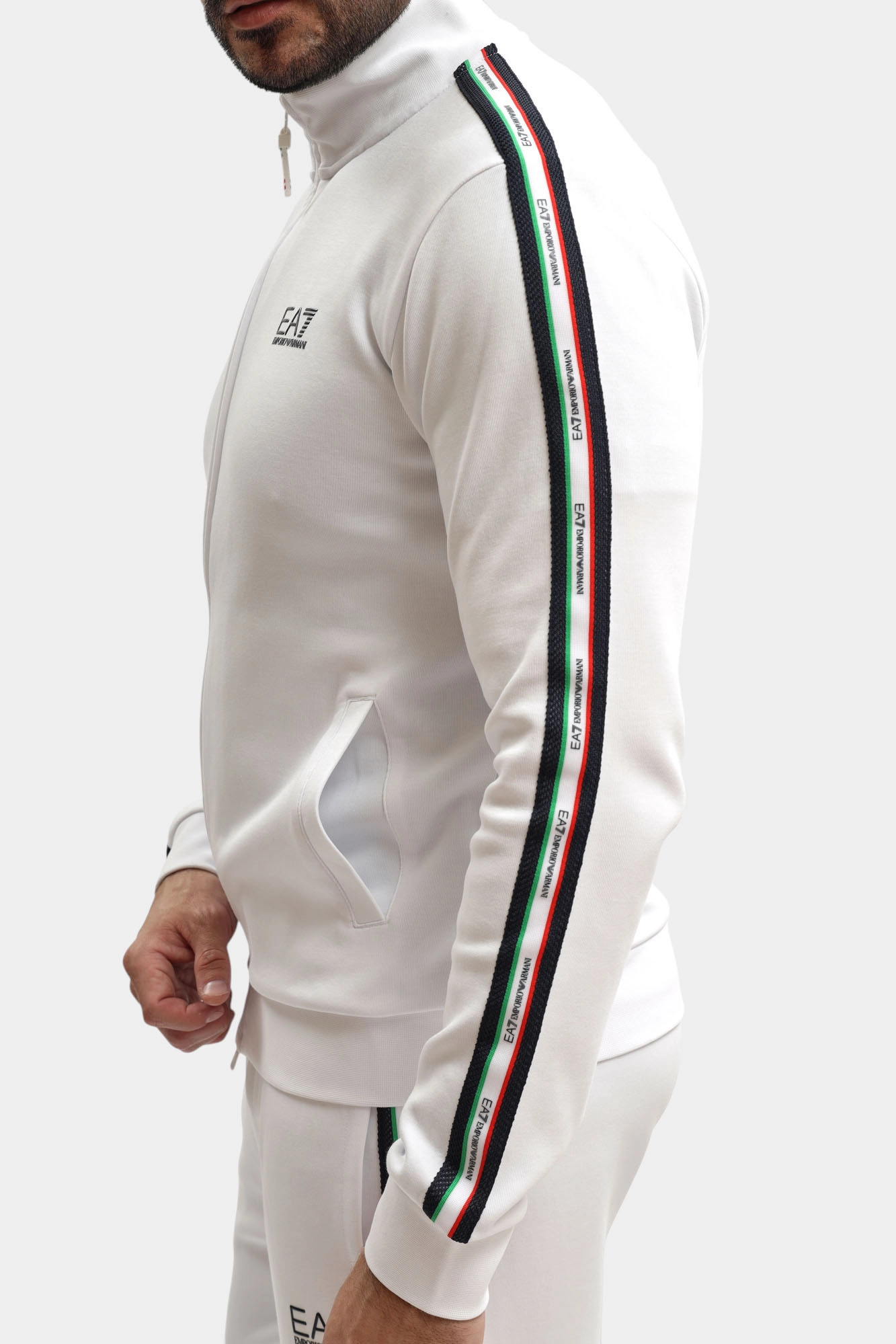 7M001867_AF12660 Костюм спортивный EA7 Белый