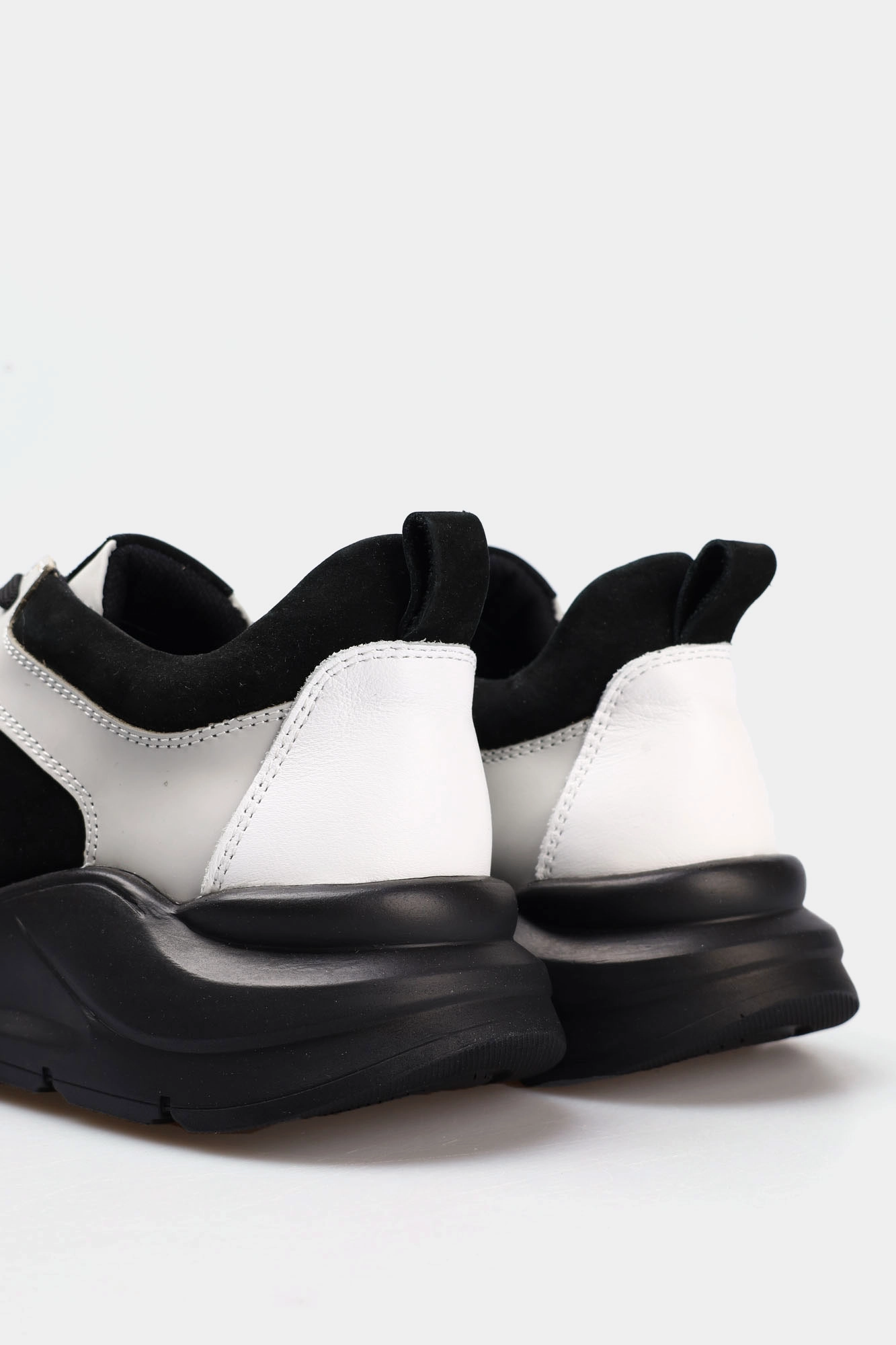 9341891 Кроссовки Marc Cony Серый