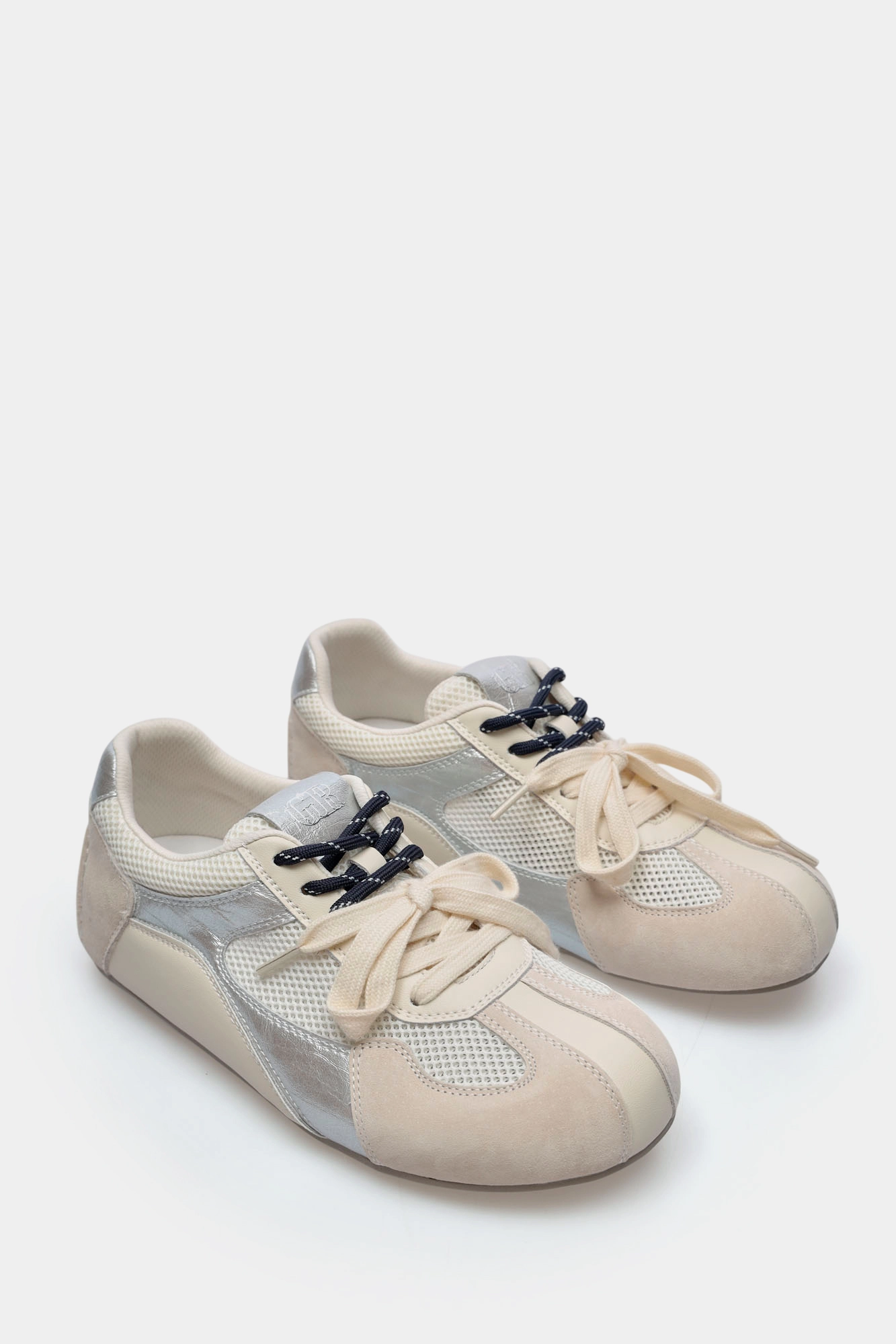 S8-5052-1 Кроссовки Graciana Бежевый