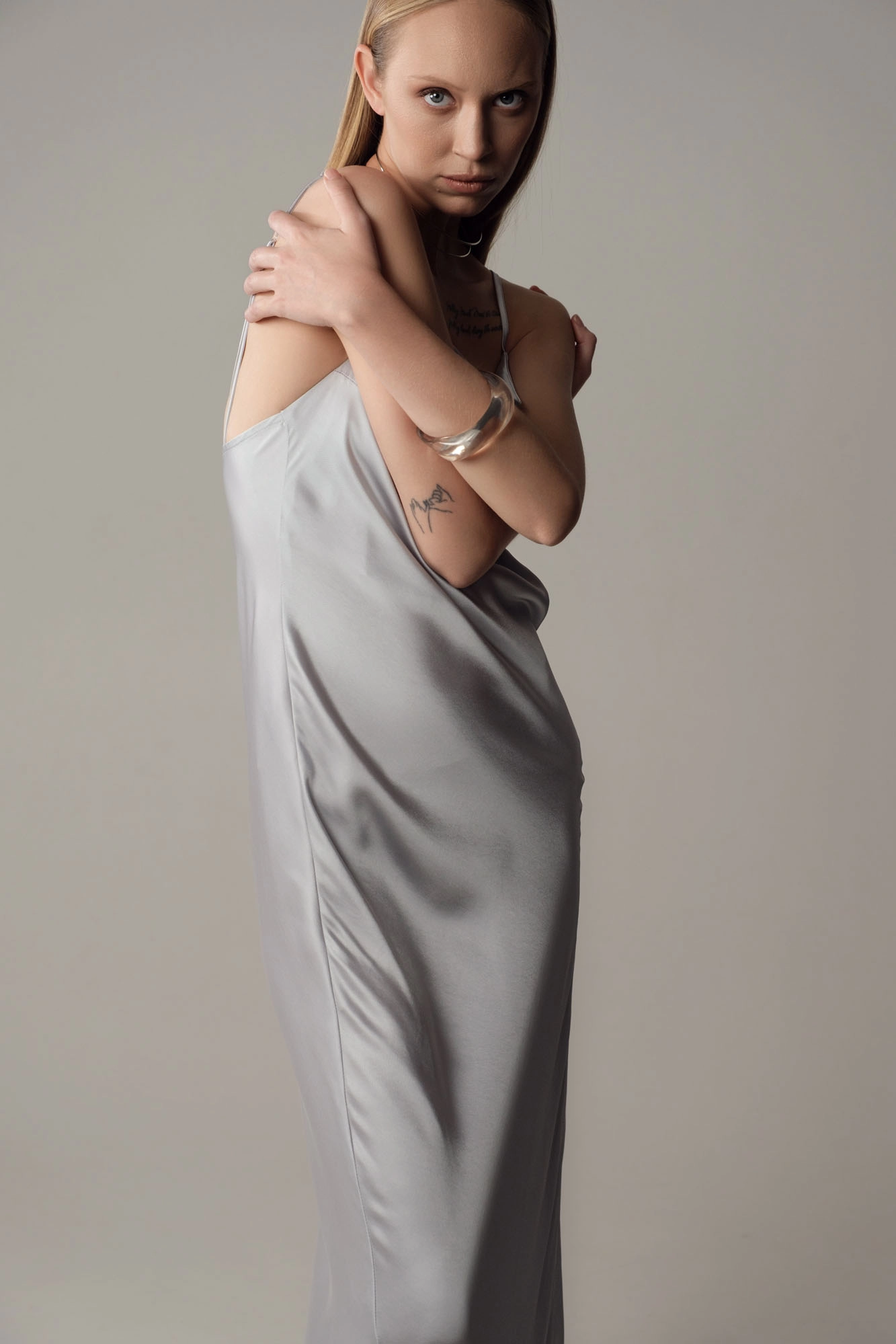 W-251-TH-56-0131 платье the hills 