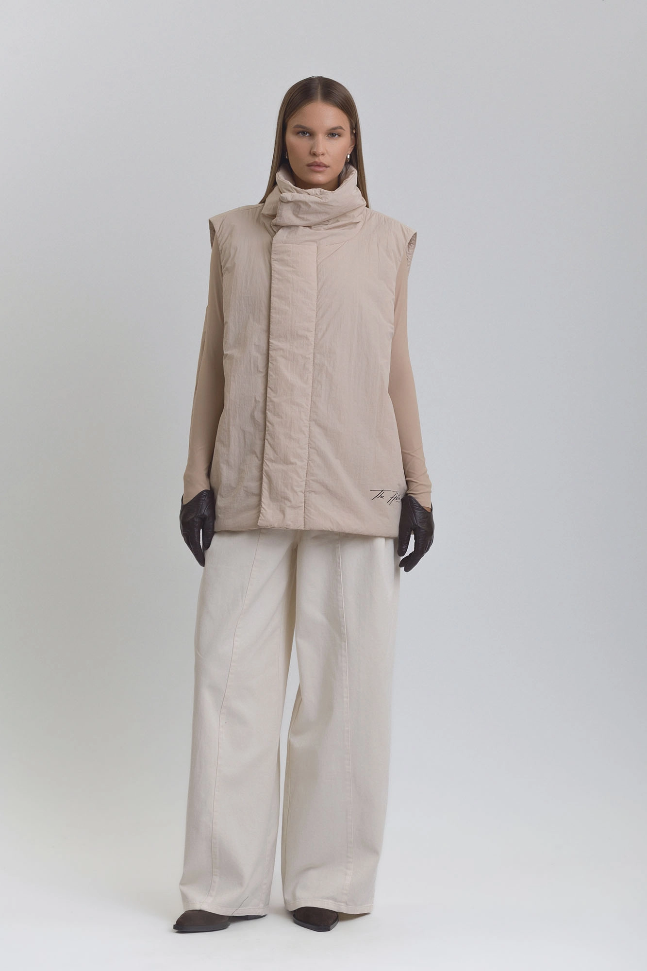 W-252-P-20-0201 жилет утеплённый the hills