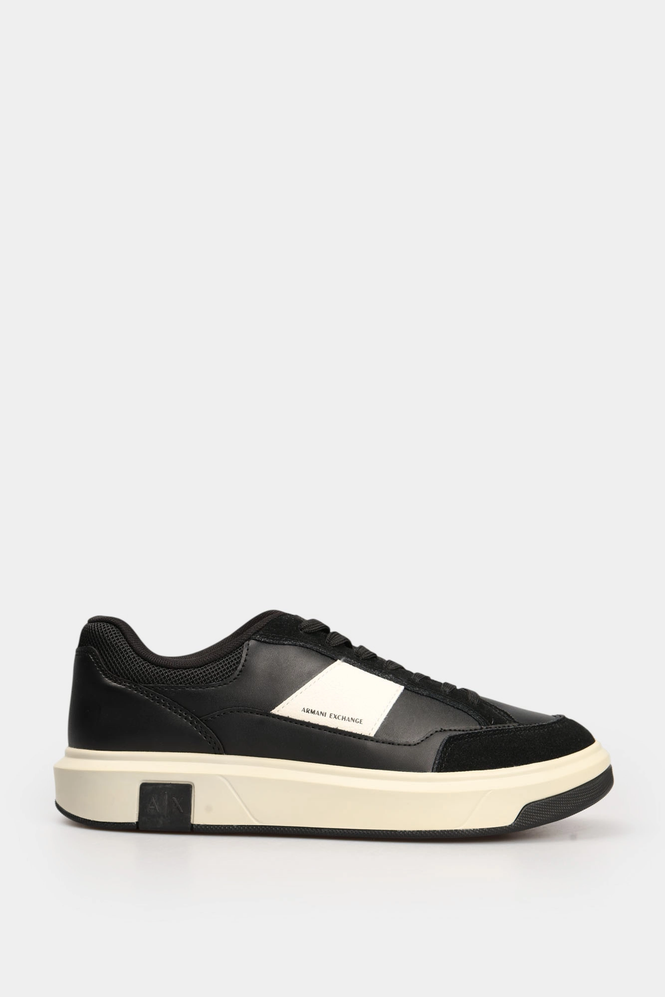 XM001720_AF17529 Кеды Armani Exchange Черный