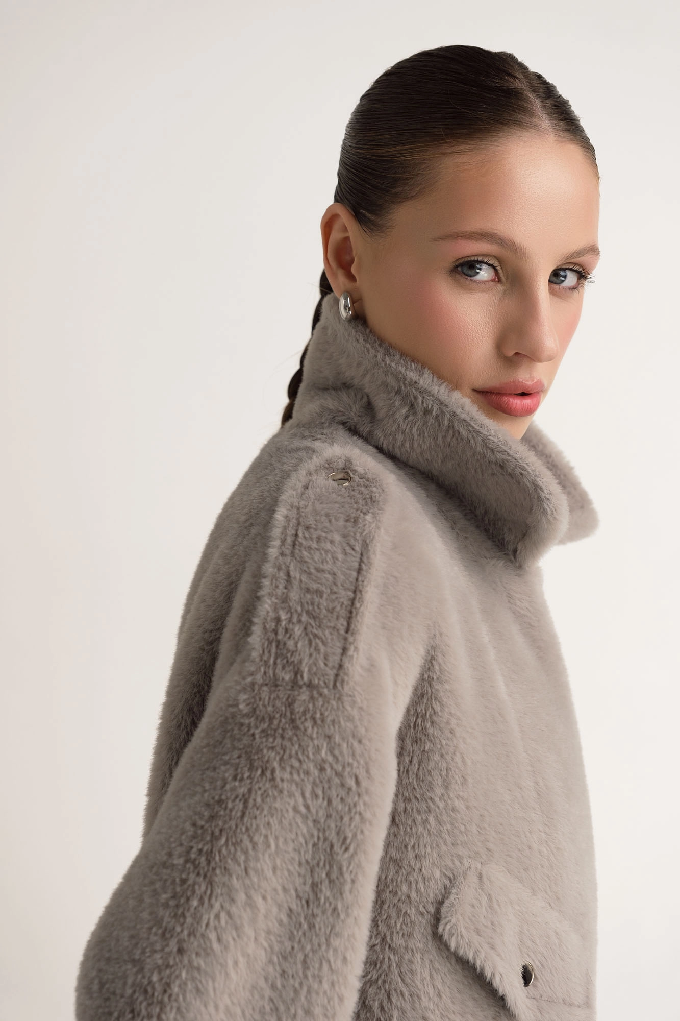 W-242-ZM-953 пальто the hills 