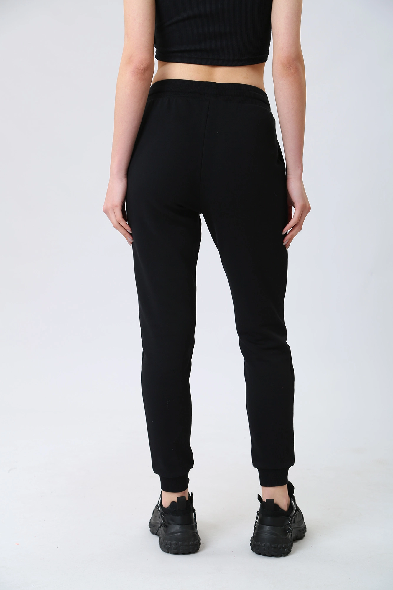 3RYP77_YJDBZ брюки спортивные armani exchange 