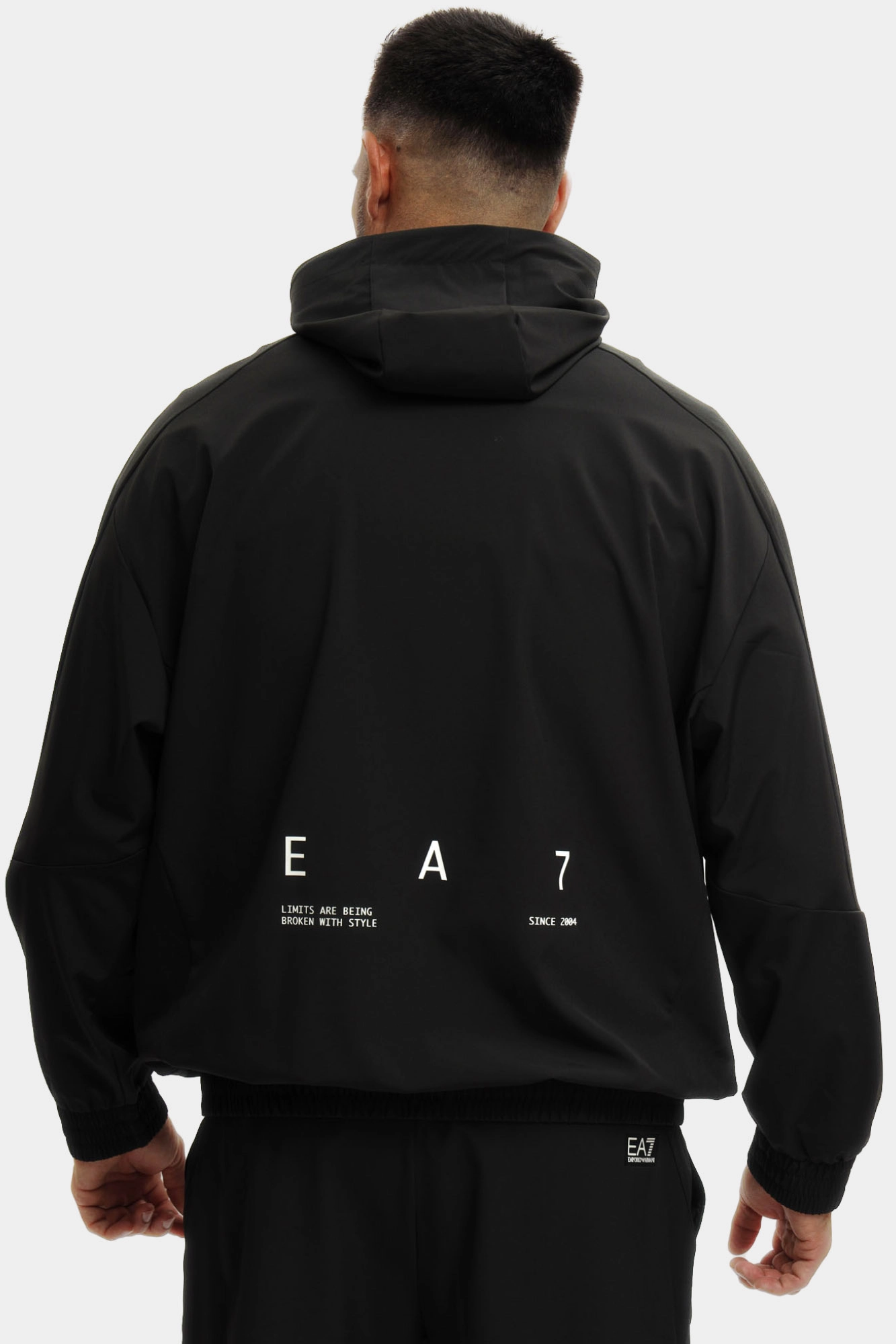 7M000114_AF13417 Анорак EA7 Черный