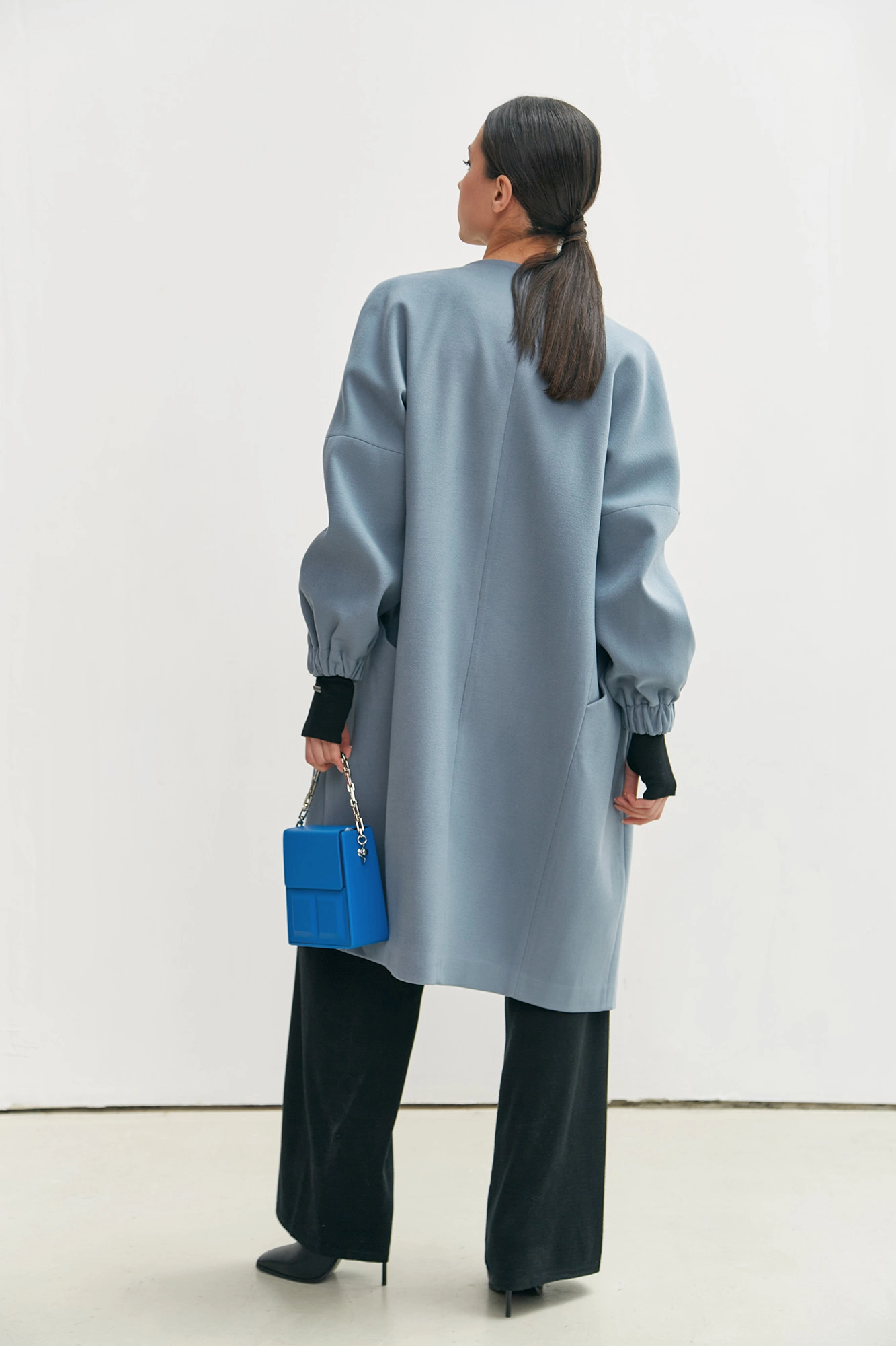 W-231-TU-6017 пальто the hills 