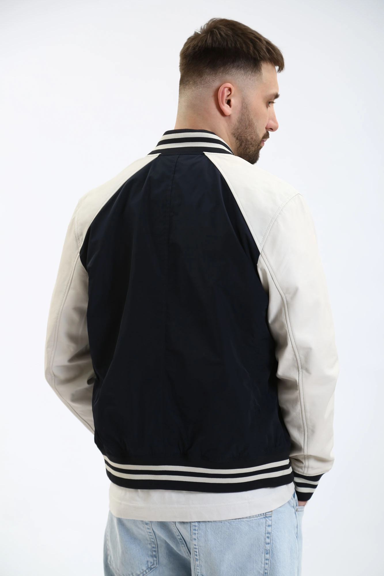 110138_80000523 Куртка кожаная Strellson Синий