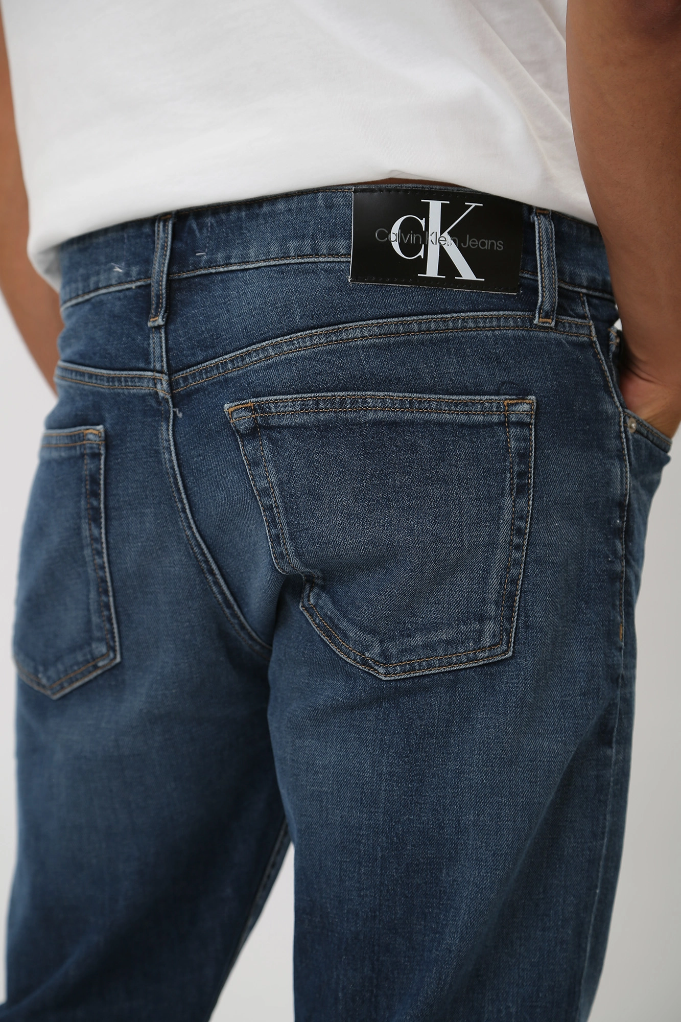 Calvin Klein Jeans Calvin Klein Jeans J30J323372 1BJ Med Online.ru