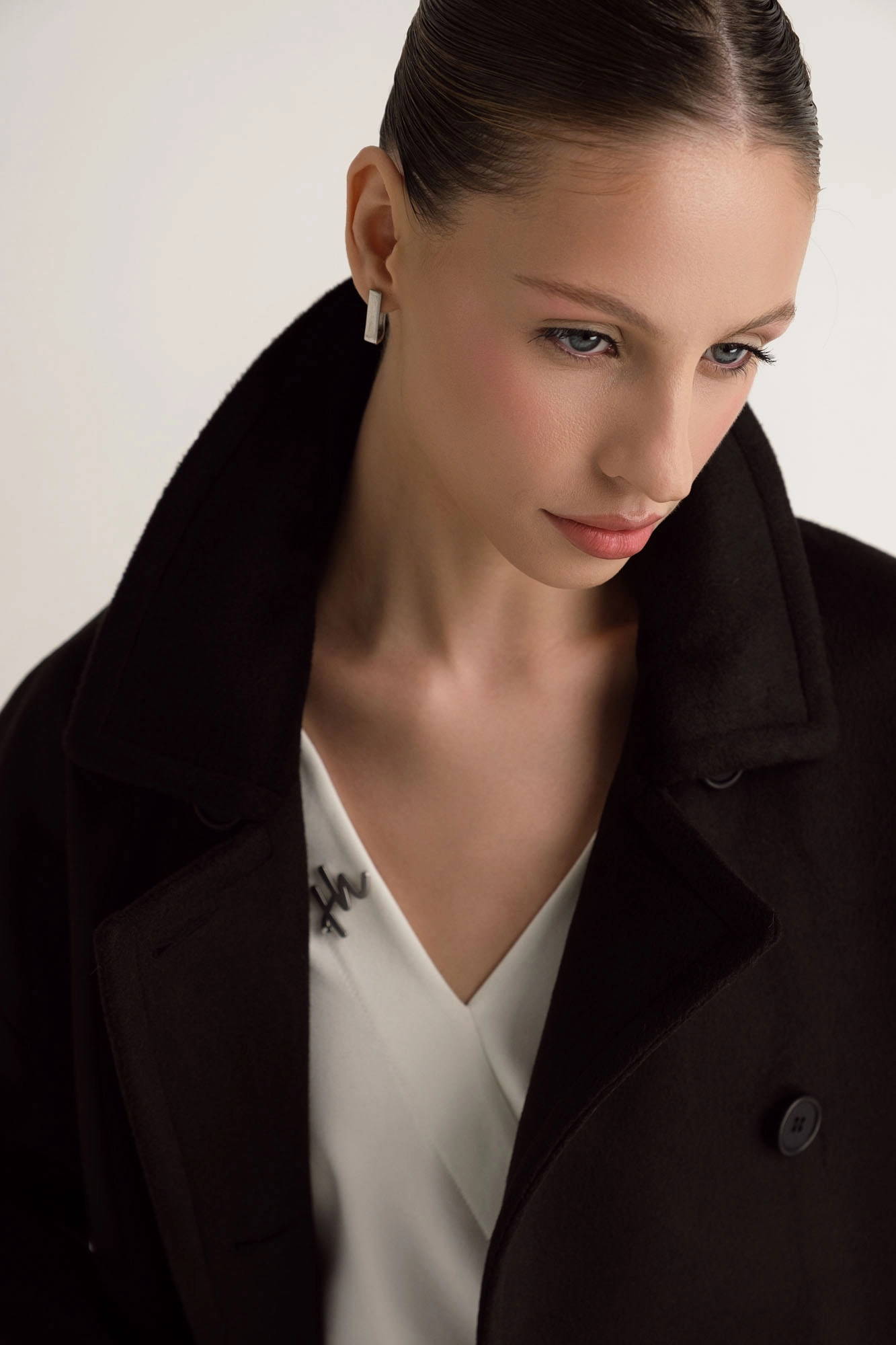 W-242-ZM-1222 пальто the hills 