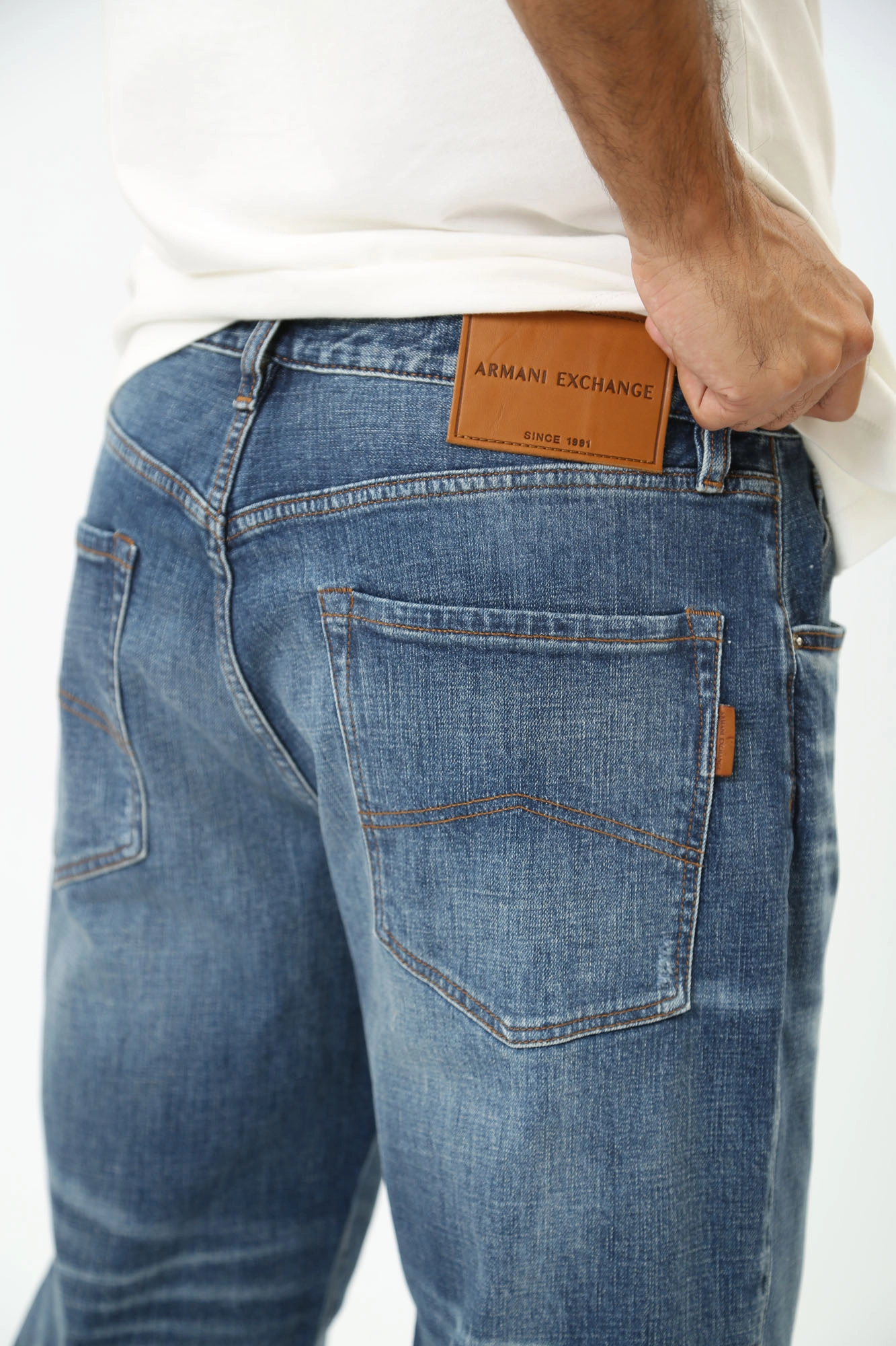 3DZJ82_Z2WDZ Брюки джинсовые Armani Exchange Синий