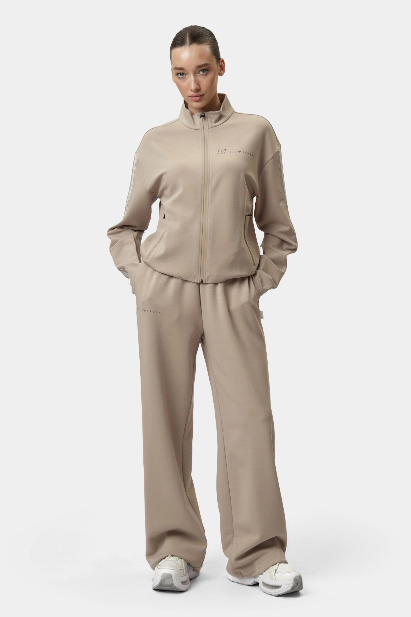 7W000281_AF12501 брюки ea7 