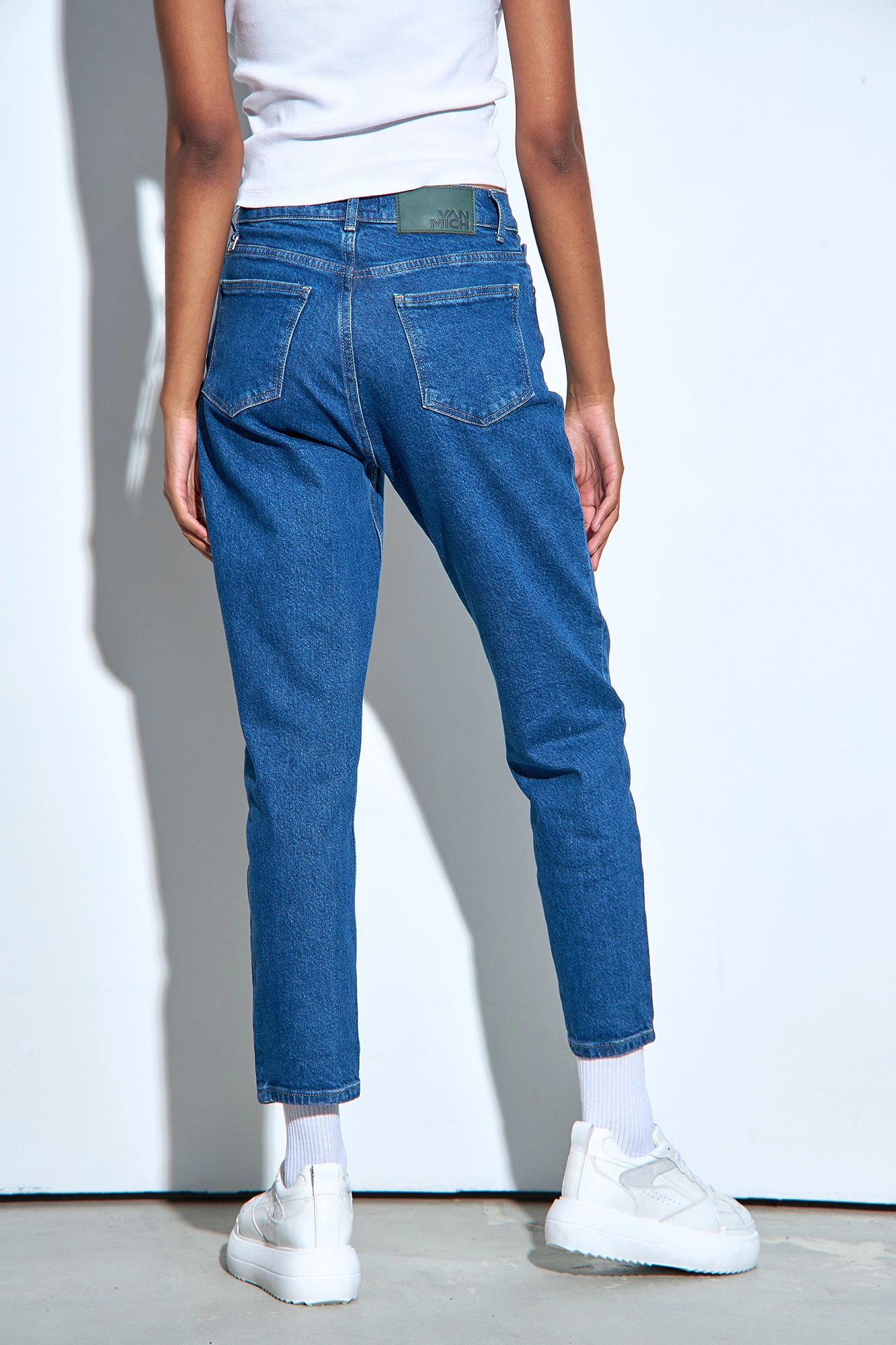 Jean mom fit shop