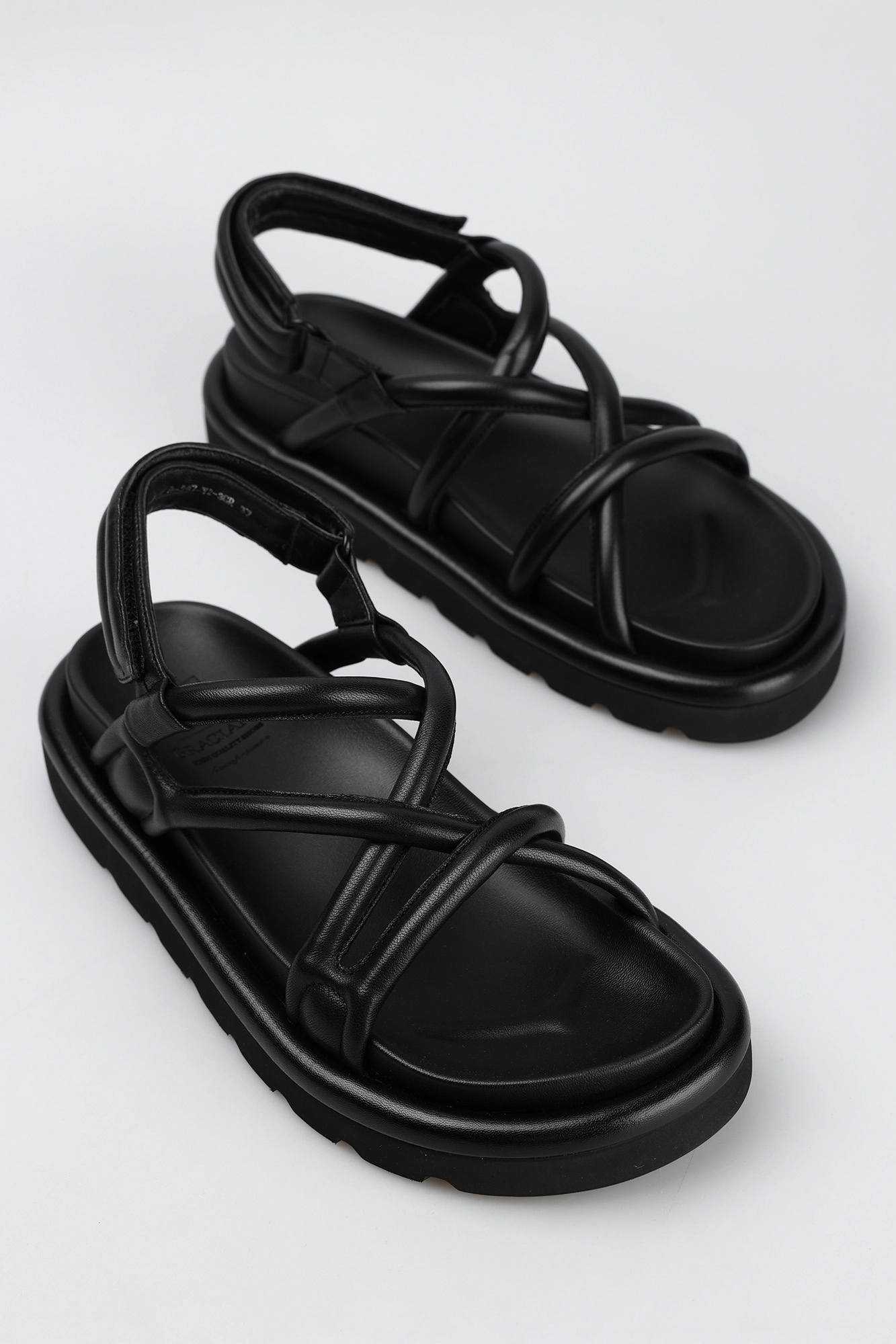 207-Y2 Сандалии Graciana Черный