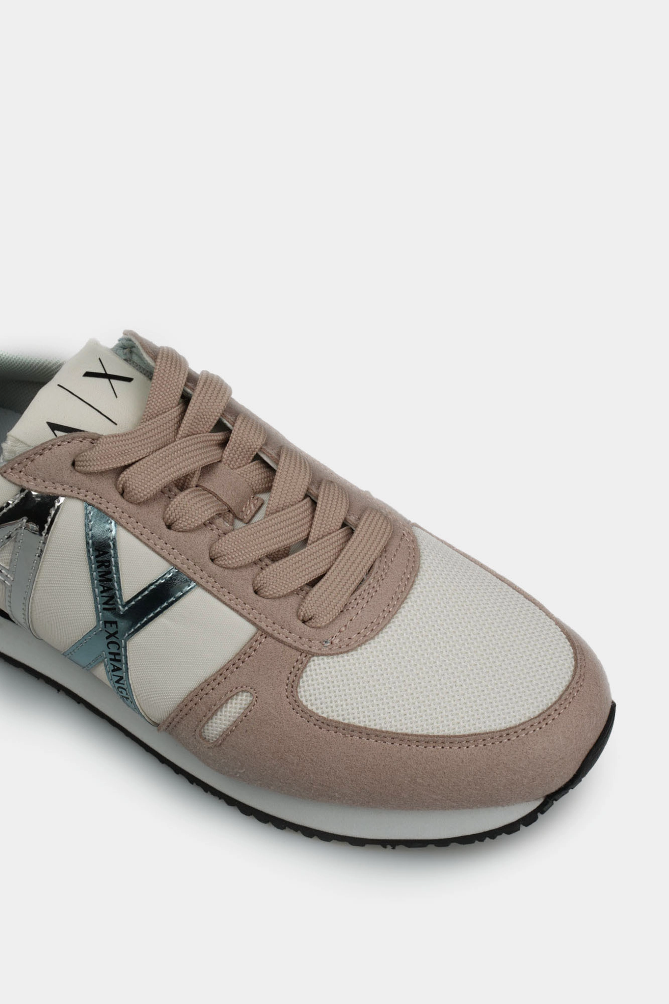 XDX031_XV137 Кроссовки Armani Exchange Белый