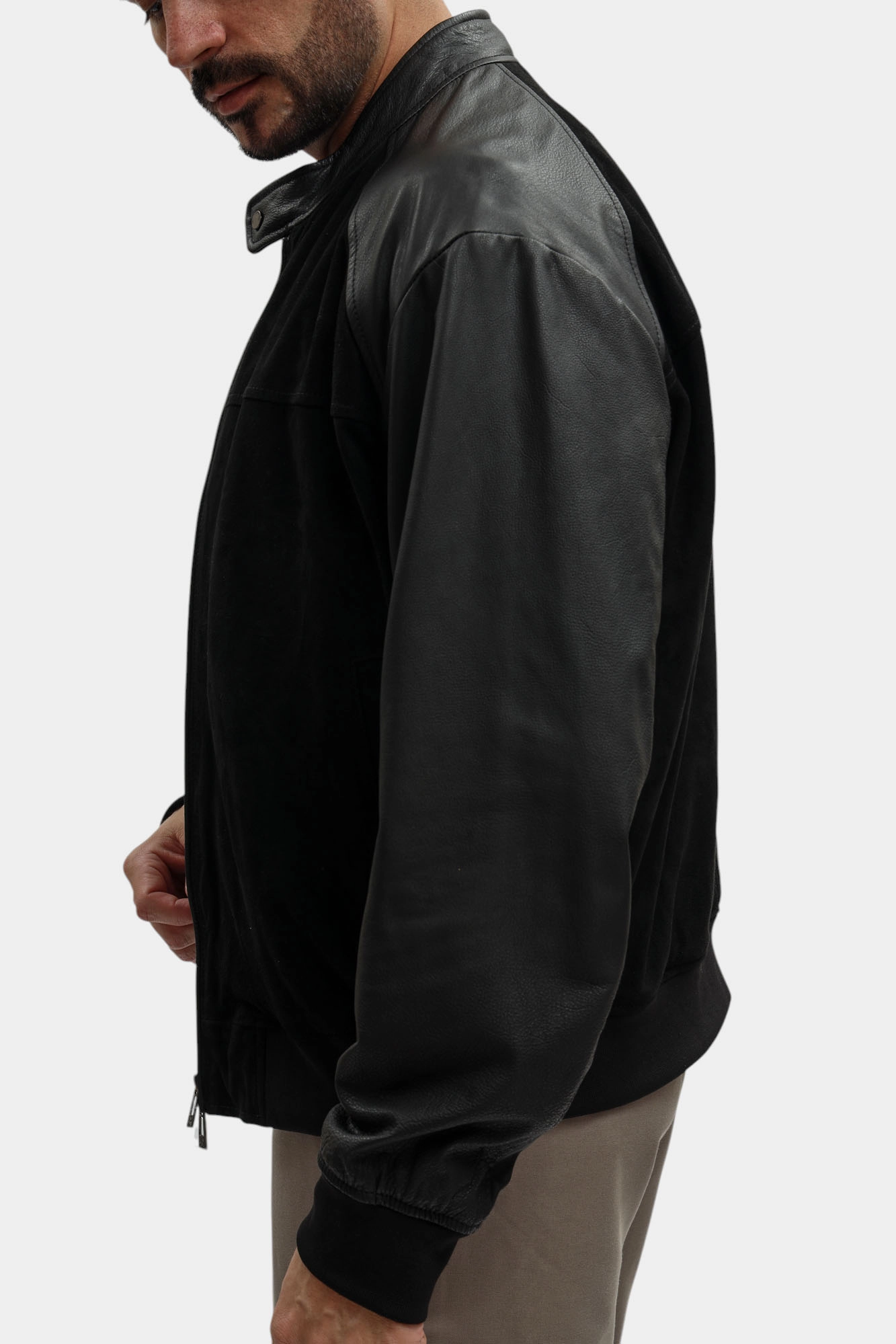 XM002240_AF21549 Куртка кожаная Armani Exchange Черный