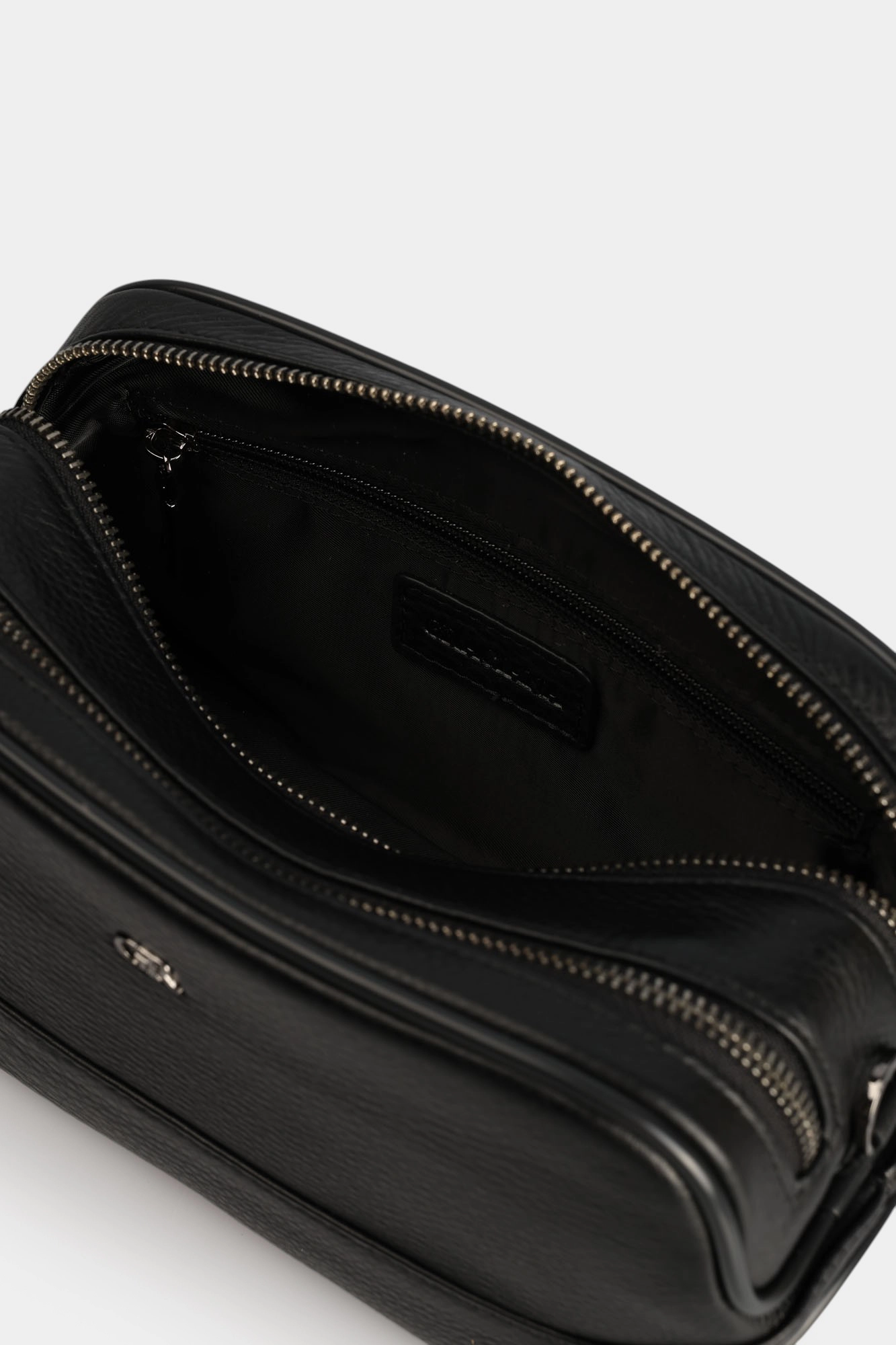 LP45-7935-2 Барсетка Graciana Черный