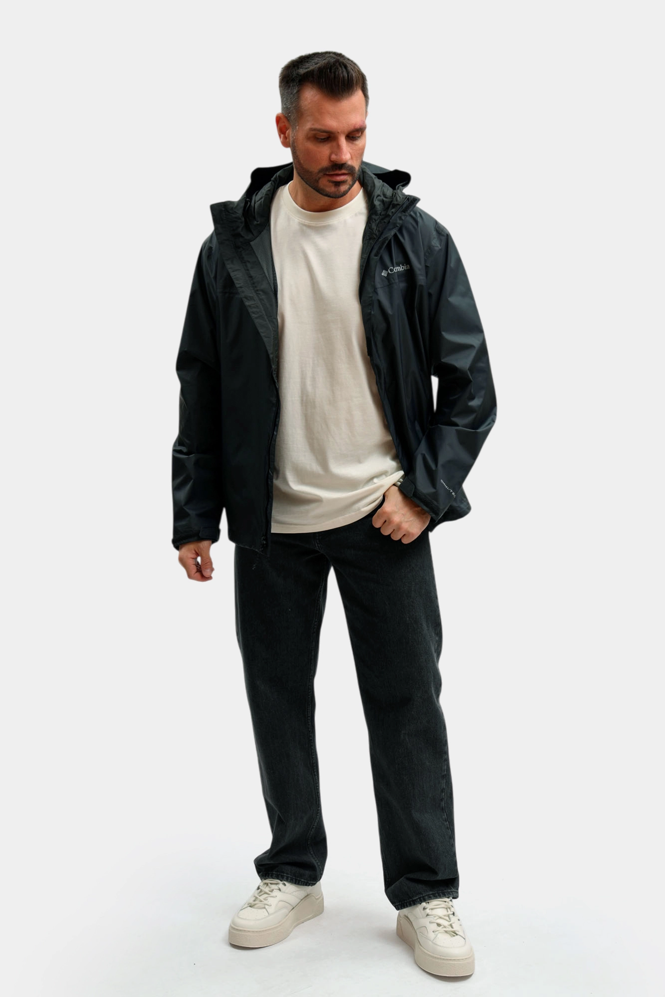 1533891 Ветровка Columbia Черный