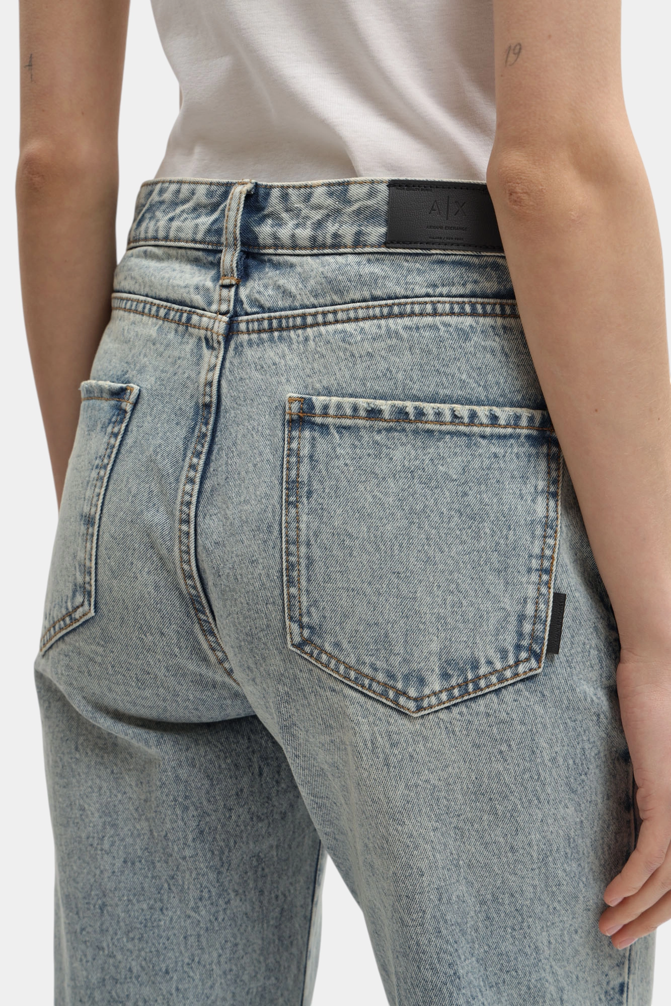 XW000073_AF21346 джинсы armani exchange 