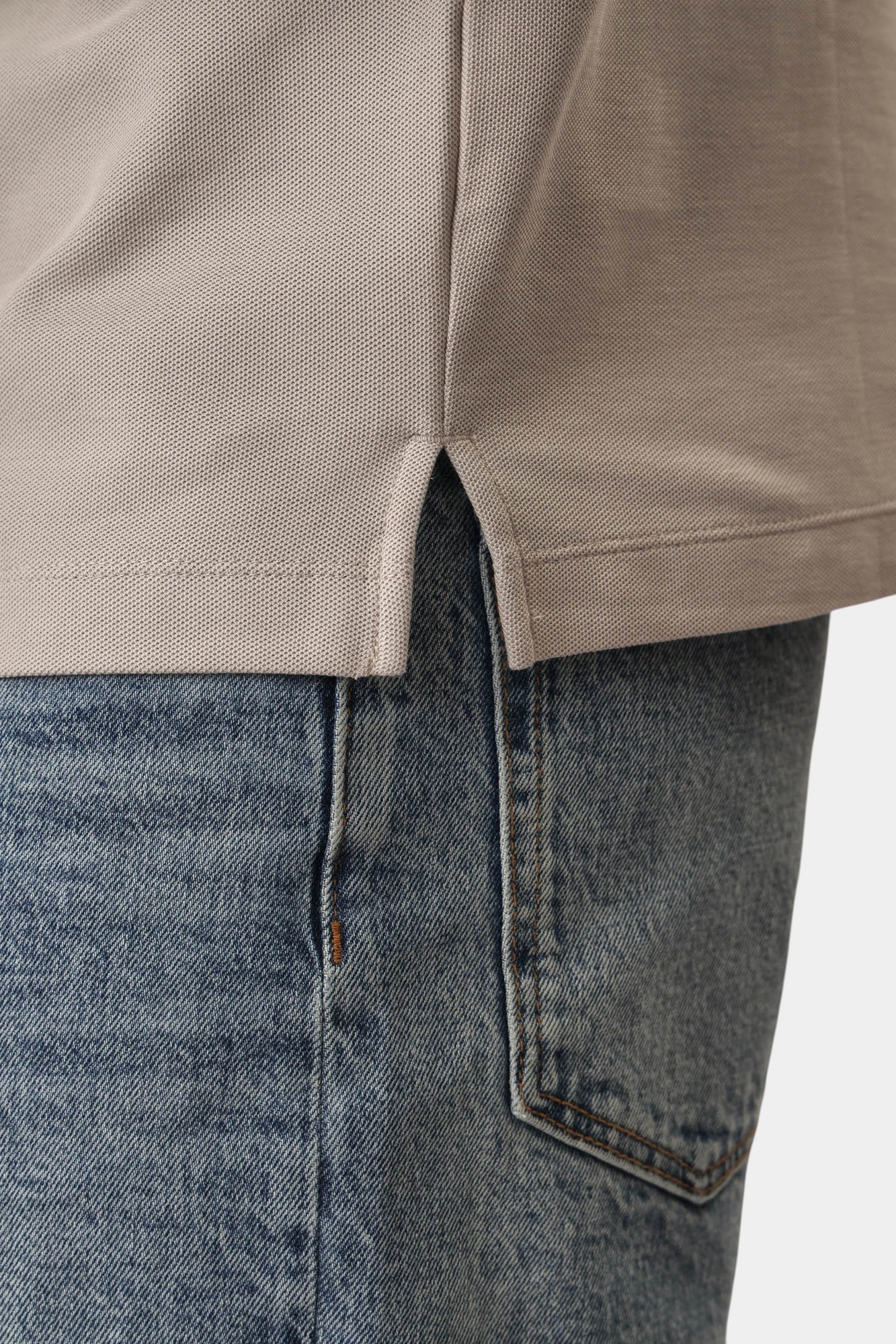 EM001081_AF10497 Поло Emporio Armani Серый