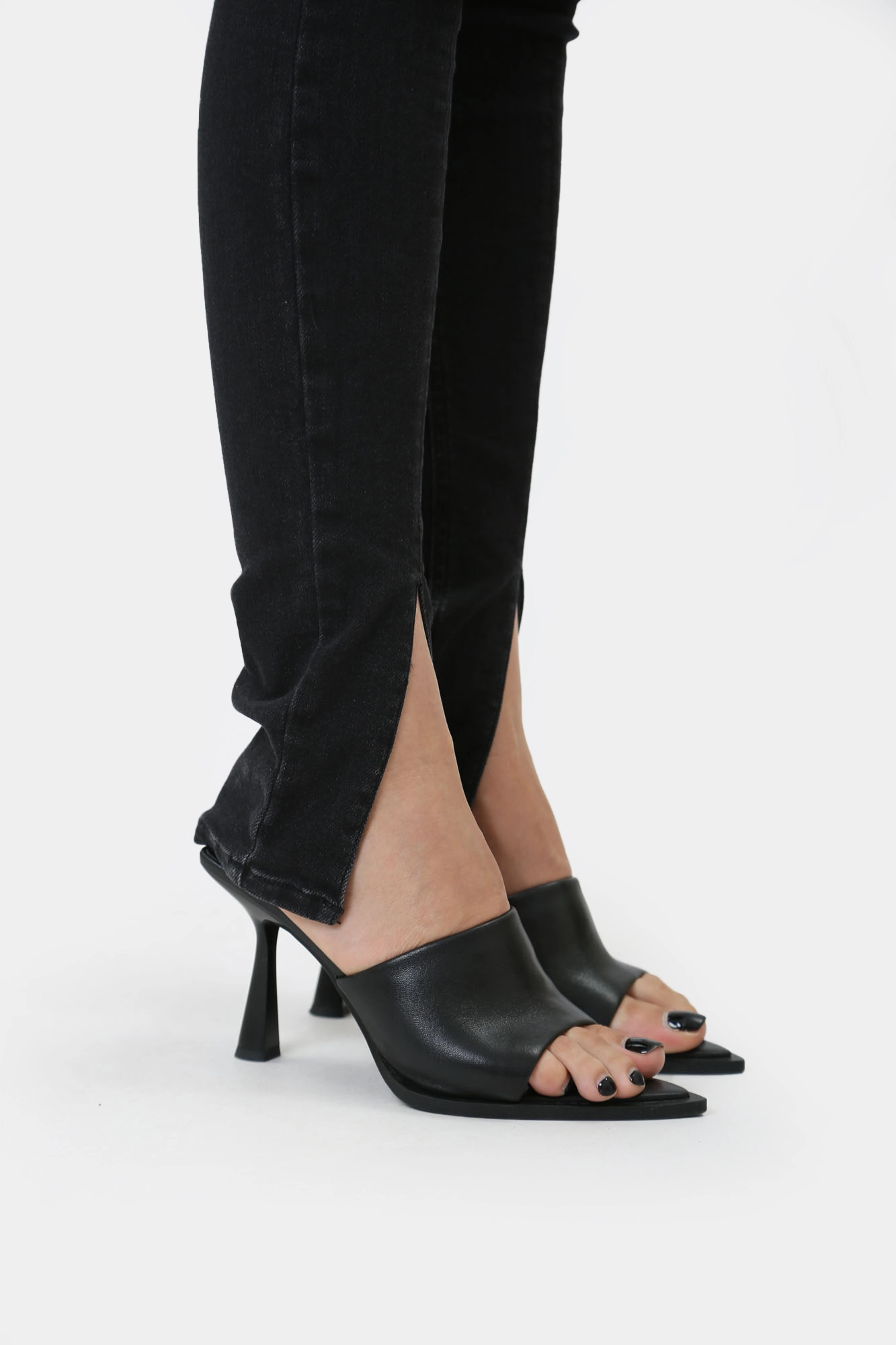 J20J223715 брюки джинсовые calvin klein jeans 