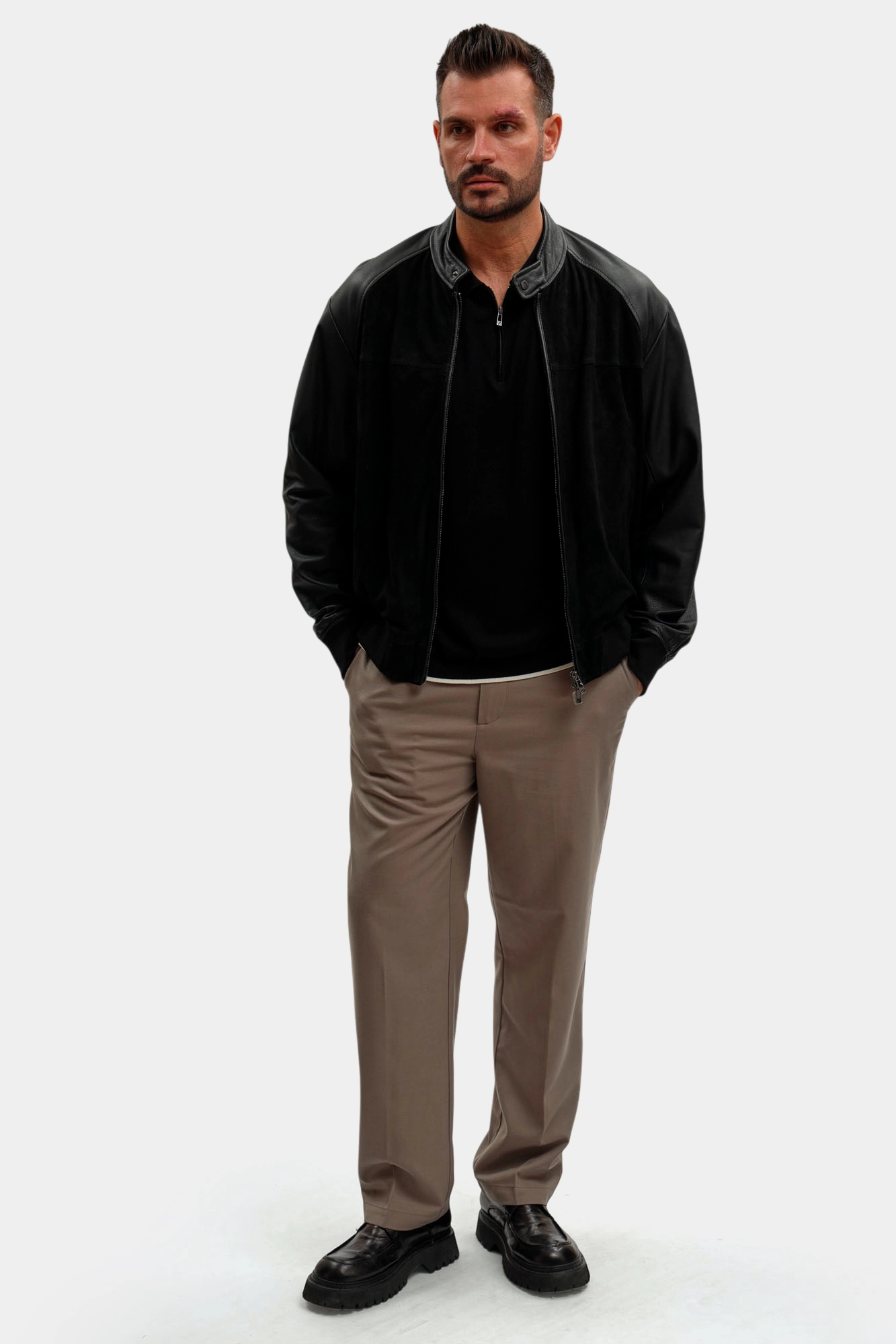 XM002240_AF21549 Куртка кожаная Armani Exchange Черный