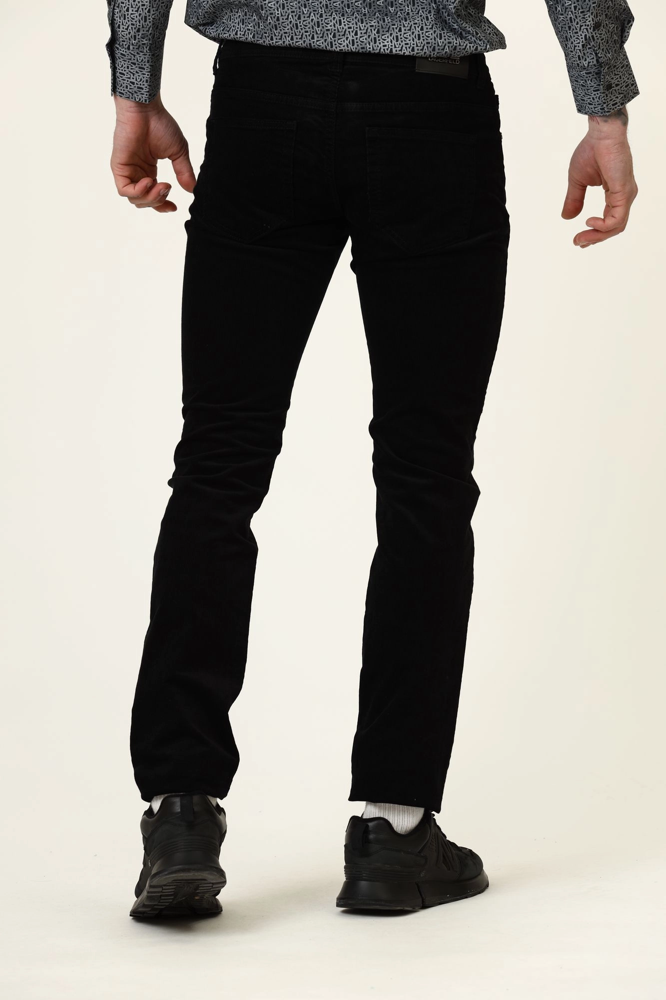 502822_265840 Брюки 5-карманные Karl Lagerfeld Черный