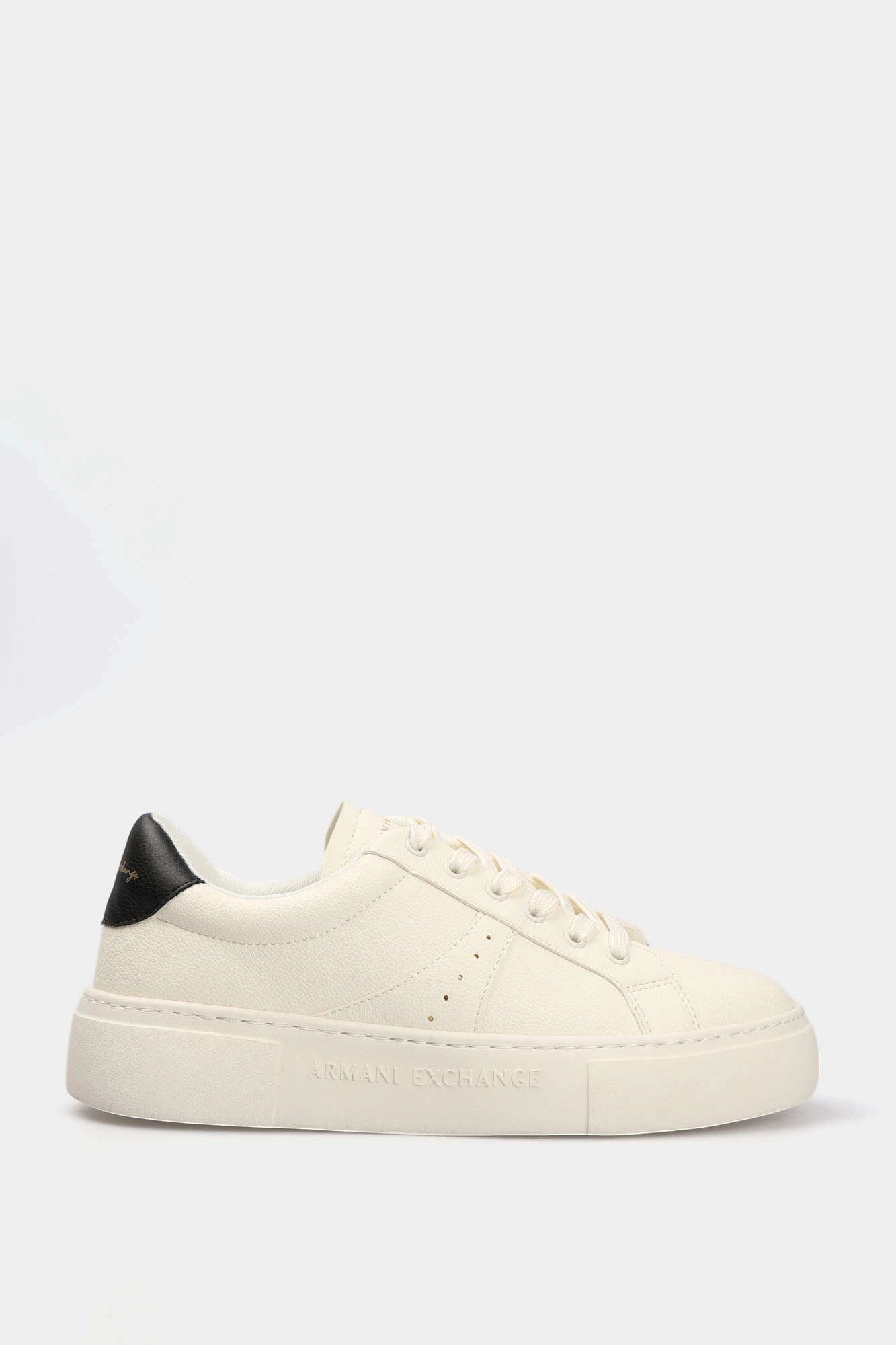 XDX179_XV930 Кеды Armani Exchange Белый