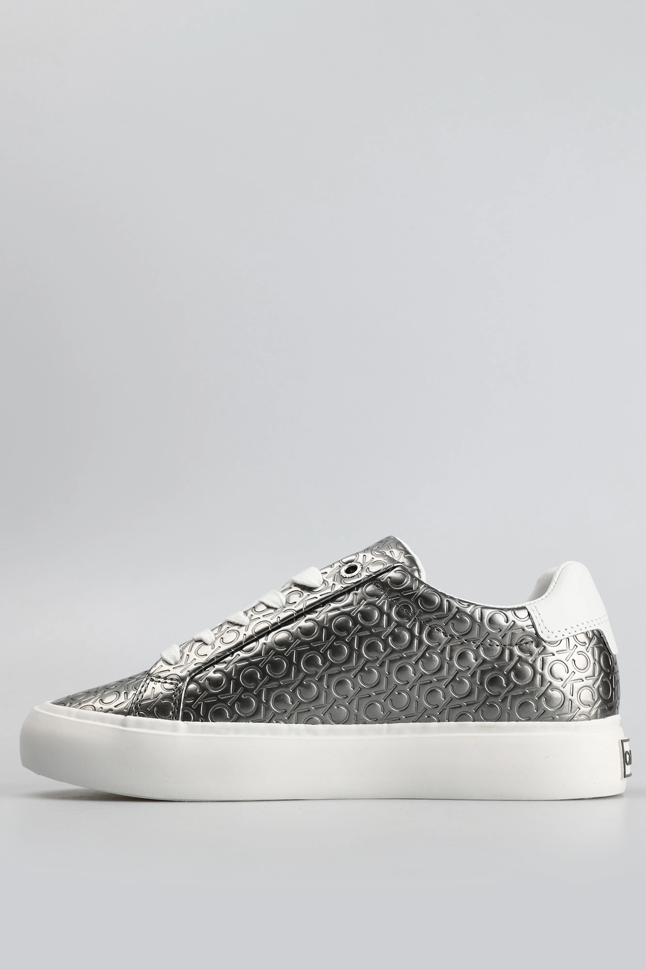 HW0HW00877 Кеды Calvin Klein Серебряный