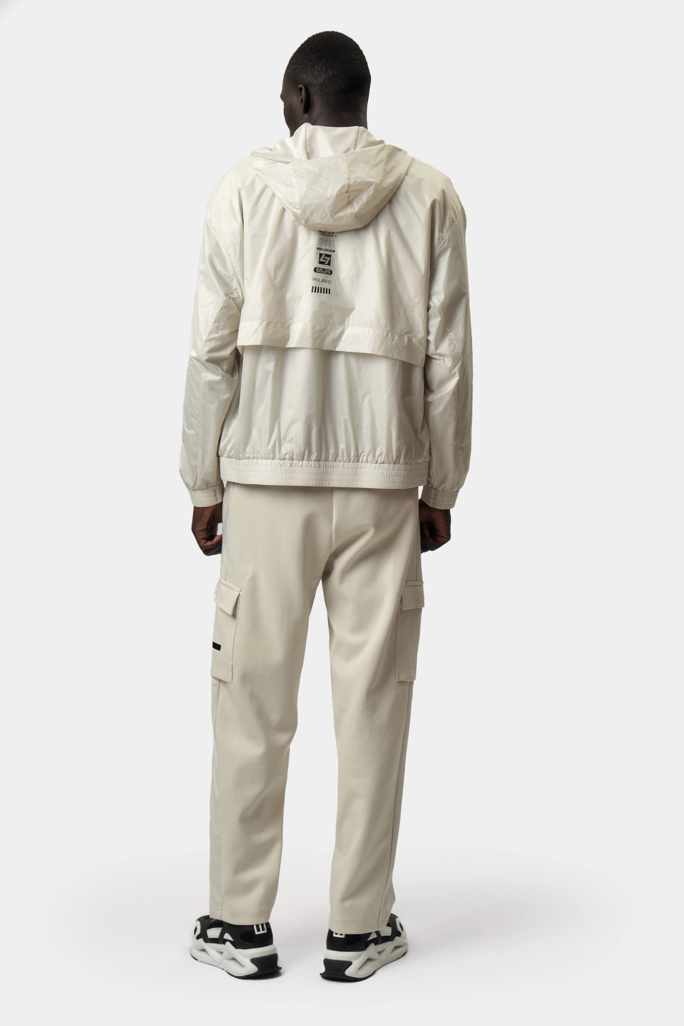 7M000330_AF13149 Ветровка EA7 Бежевый