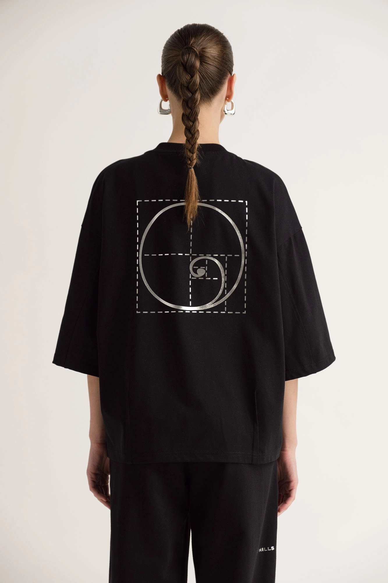 W-242-P-22-0032 футболка the hills