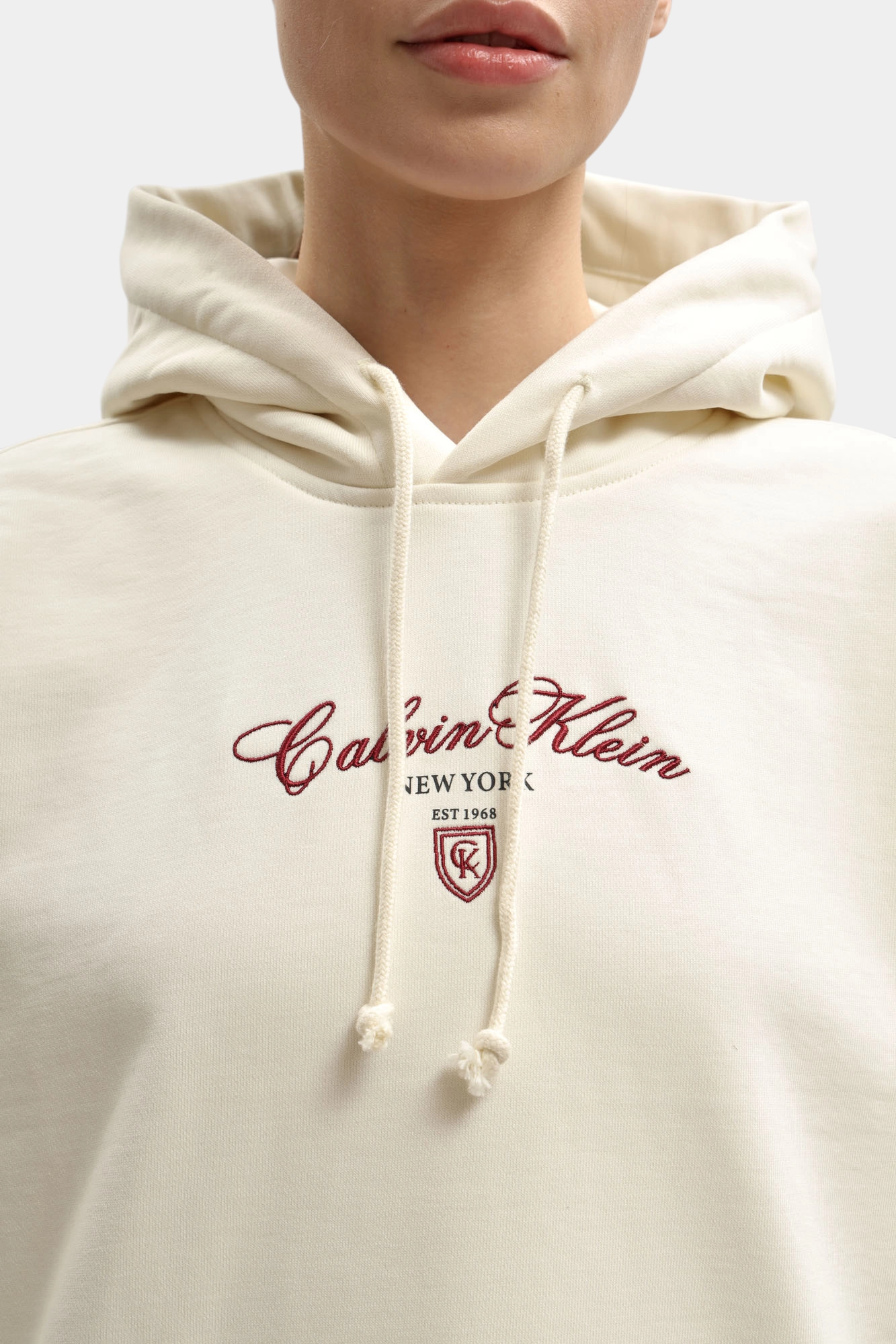 LV047E208G худи calvin klein jeans 