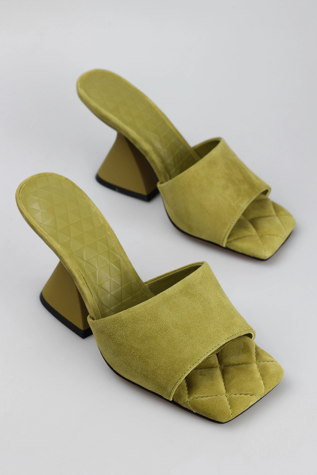 GL1382-621 Сабо Graciana Зеленый