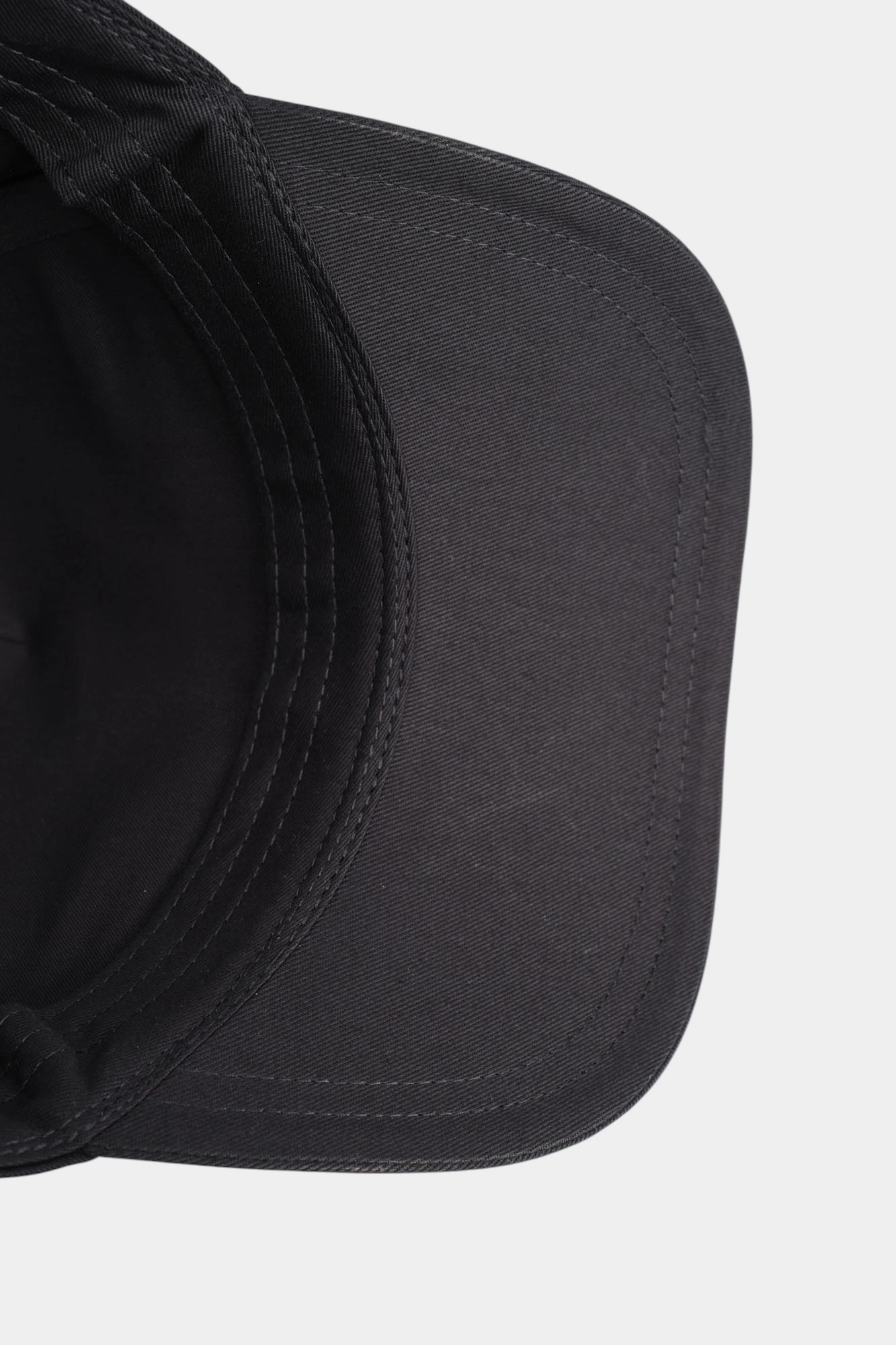 XM001694_AF15502 Кепка Armani Exchange Синий