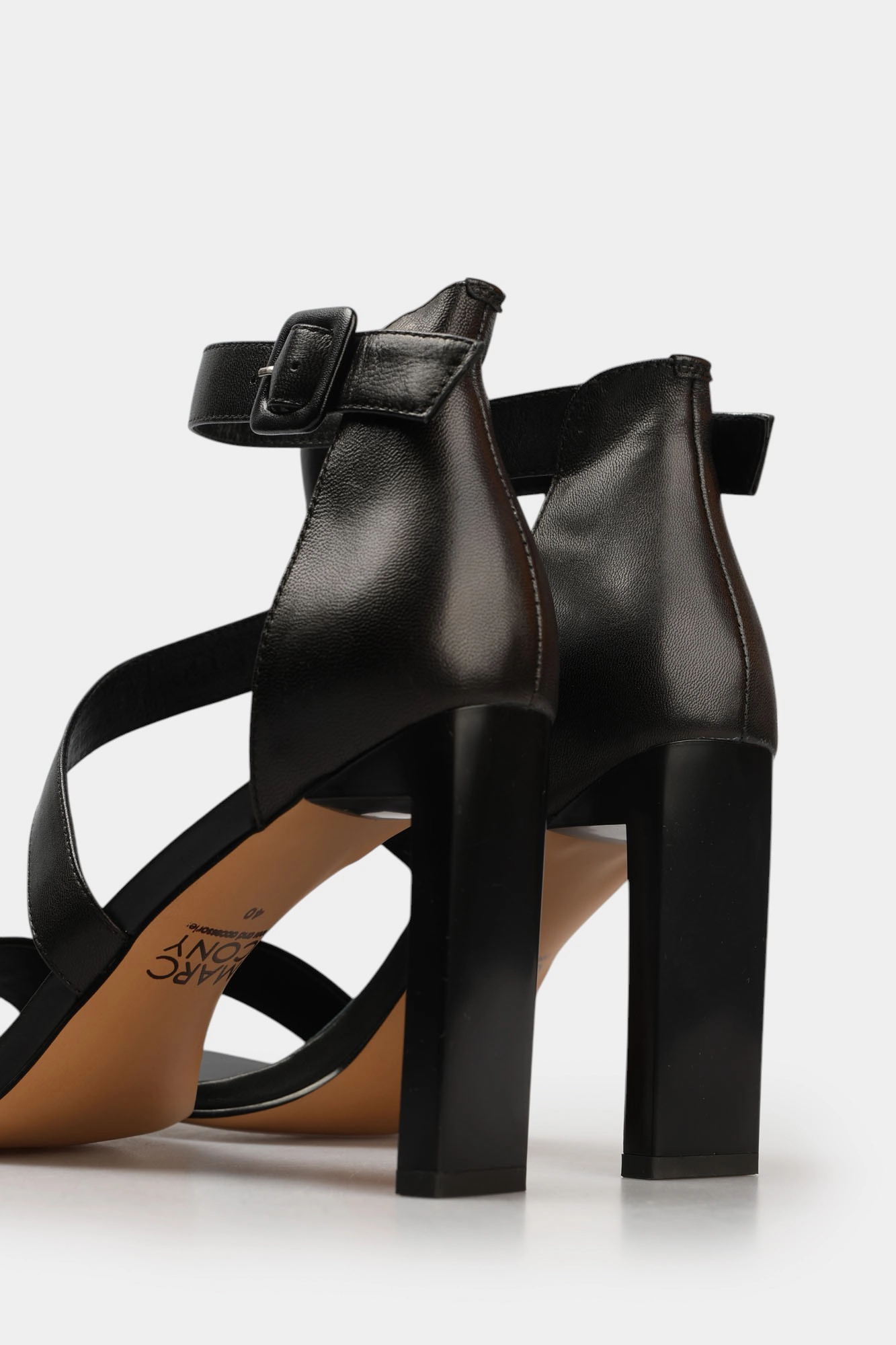 MC20868 Босоножки Marc Cony Черный