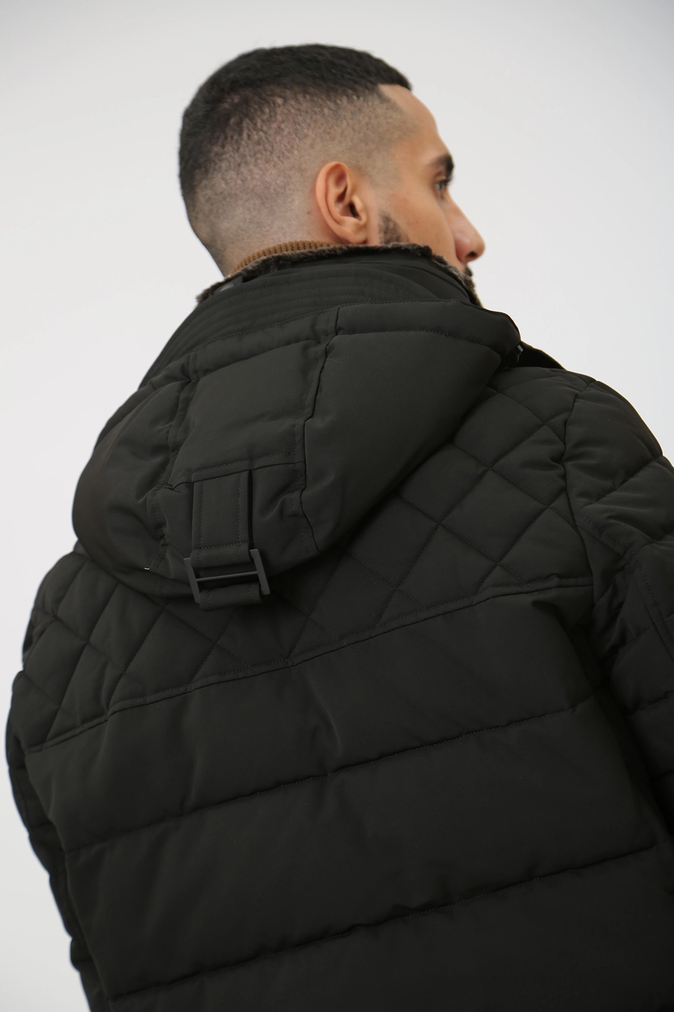 30039089_10014218 Куртка Strellson Черный