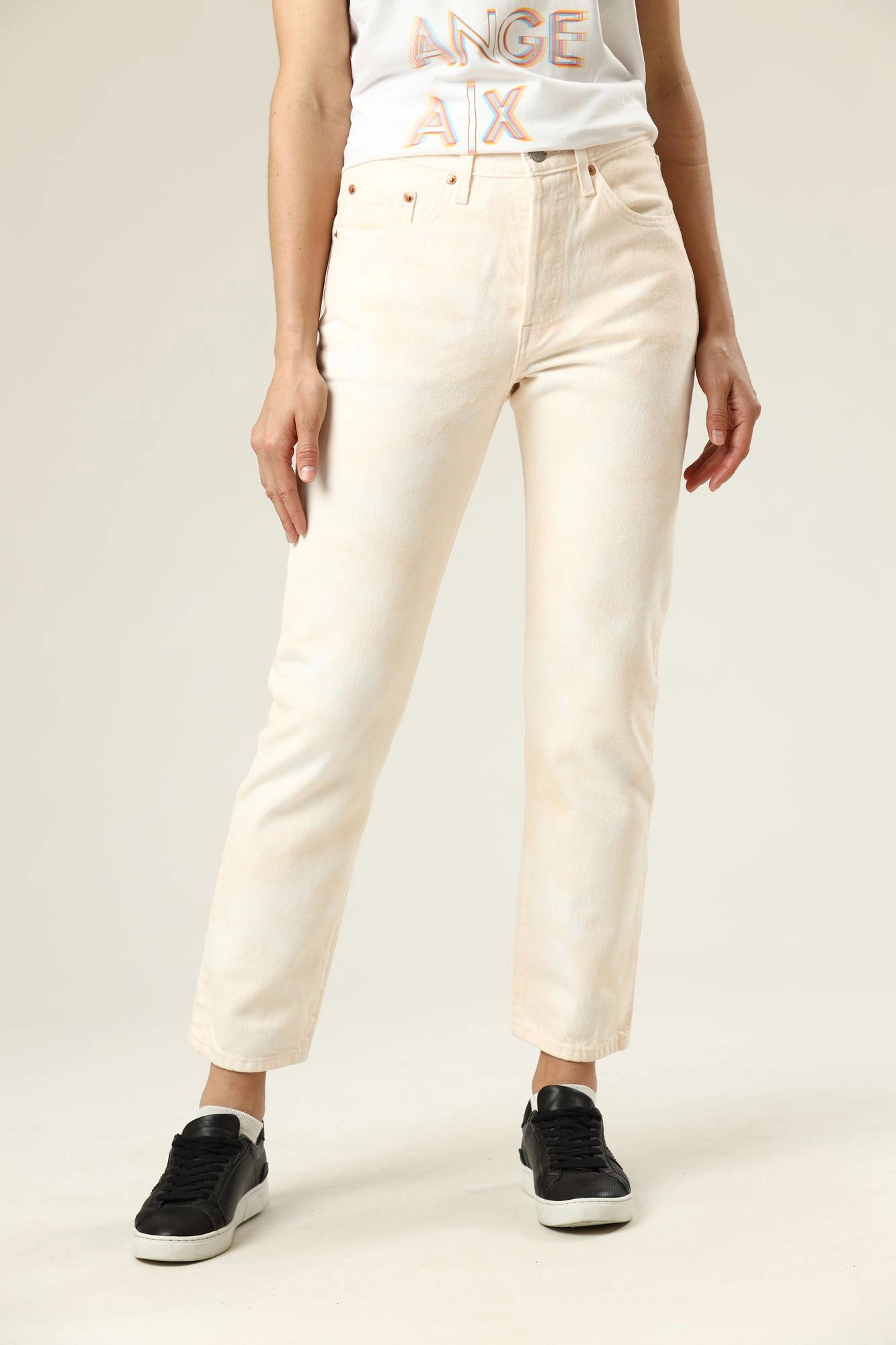 Levis jeans 501 cropped hotsell