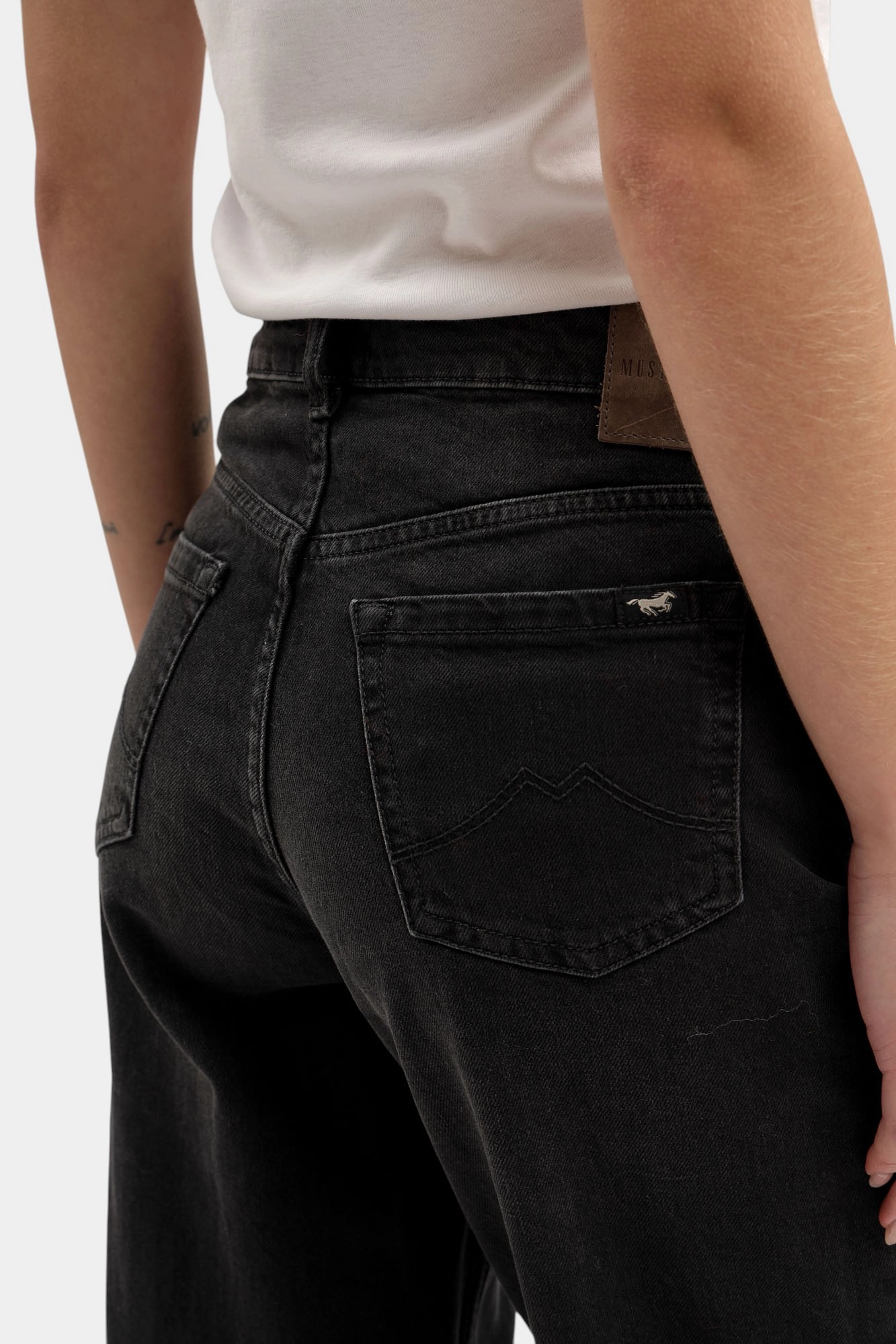 1016915-4000 джинсы mustang 