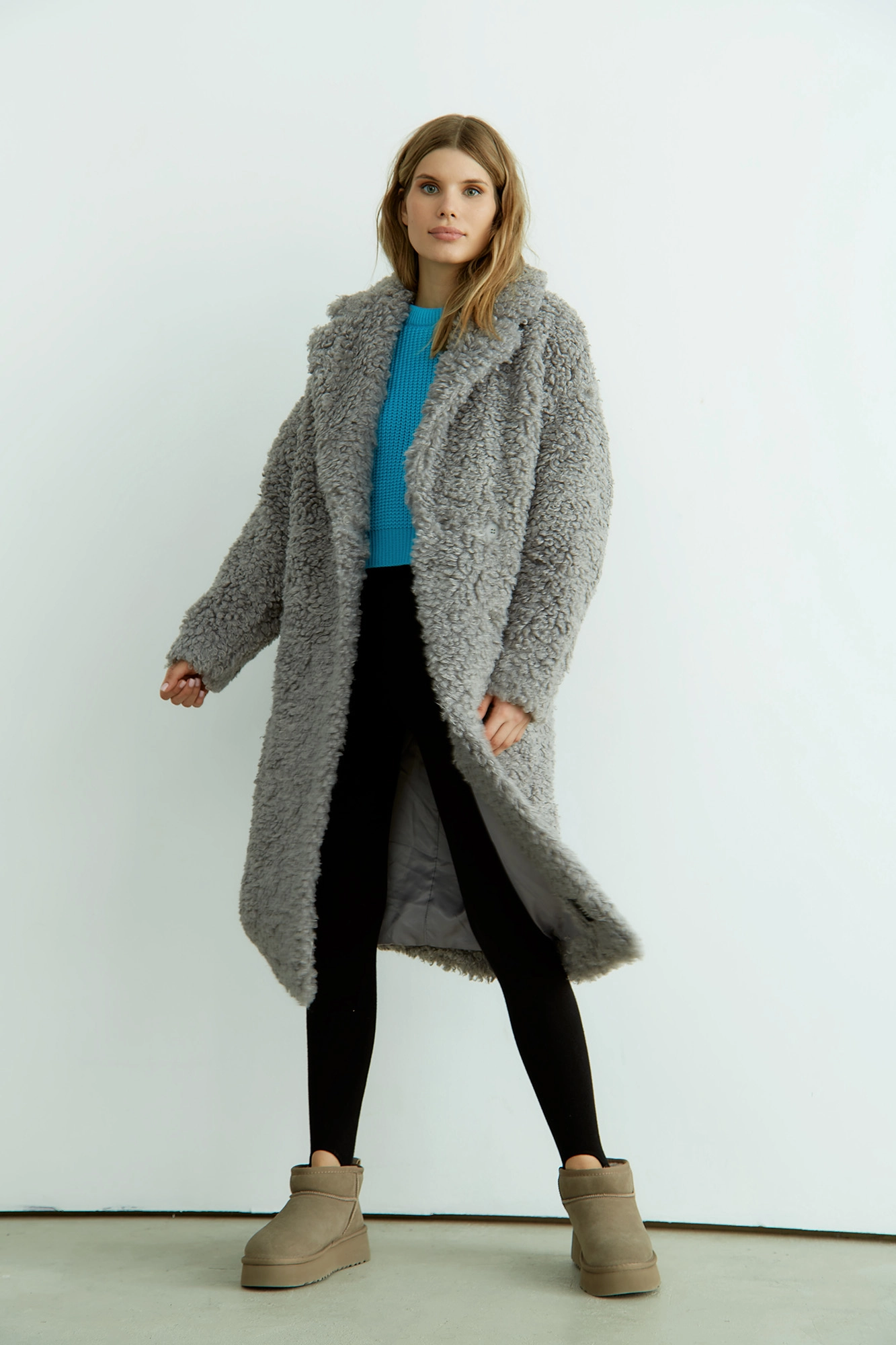 W-232-ZM-995УР шуба the hills 