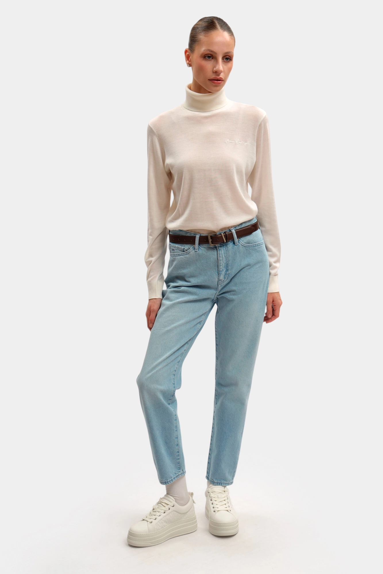 XW001440_AF11896 водолазка armani exchange 