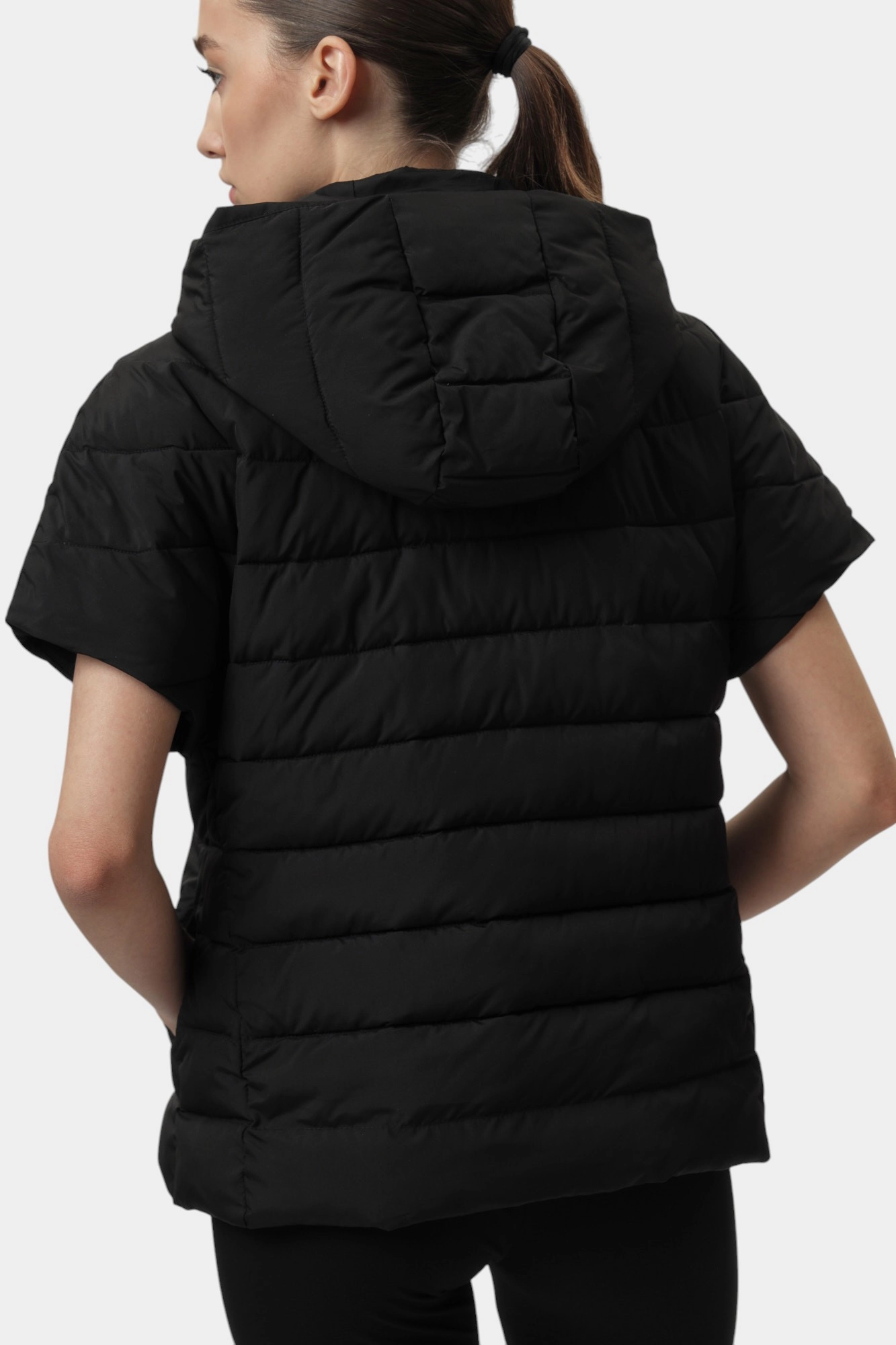 7W000090_AF12476 жилет ea7 