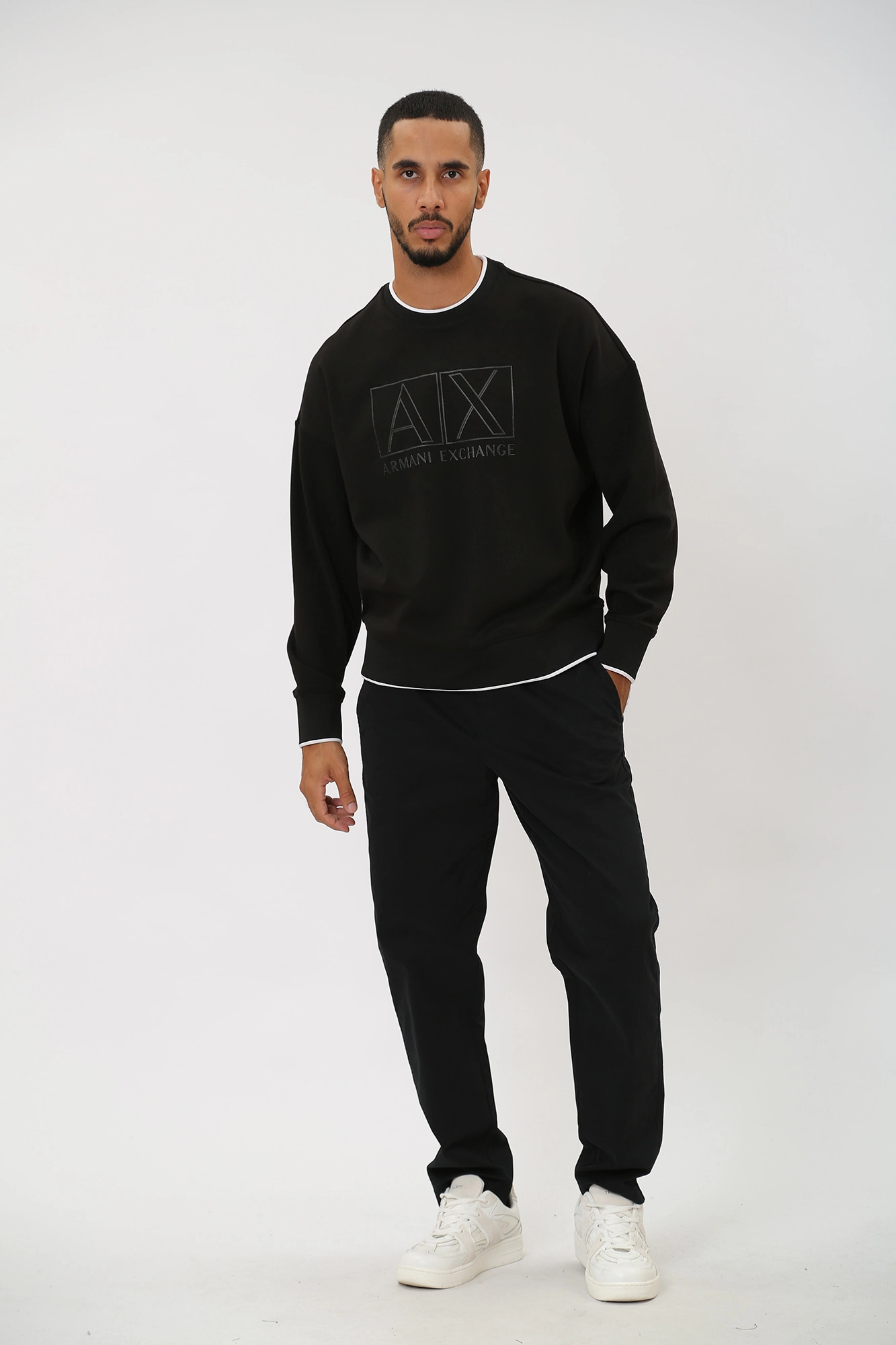 6RZMHJ_ZJDJZ Свитшот  Armani Exchange Черный